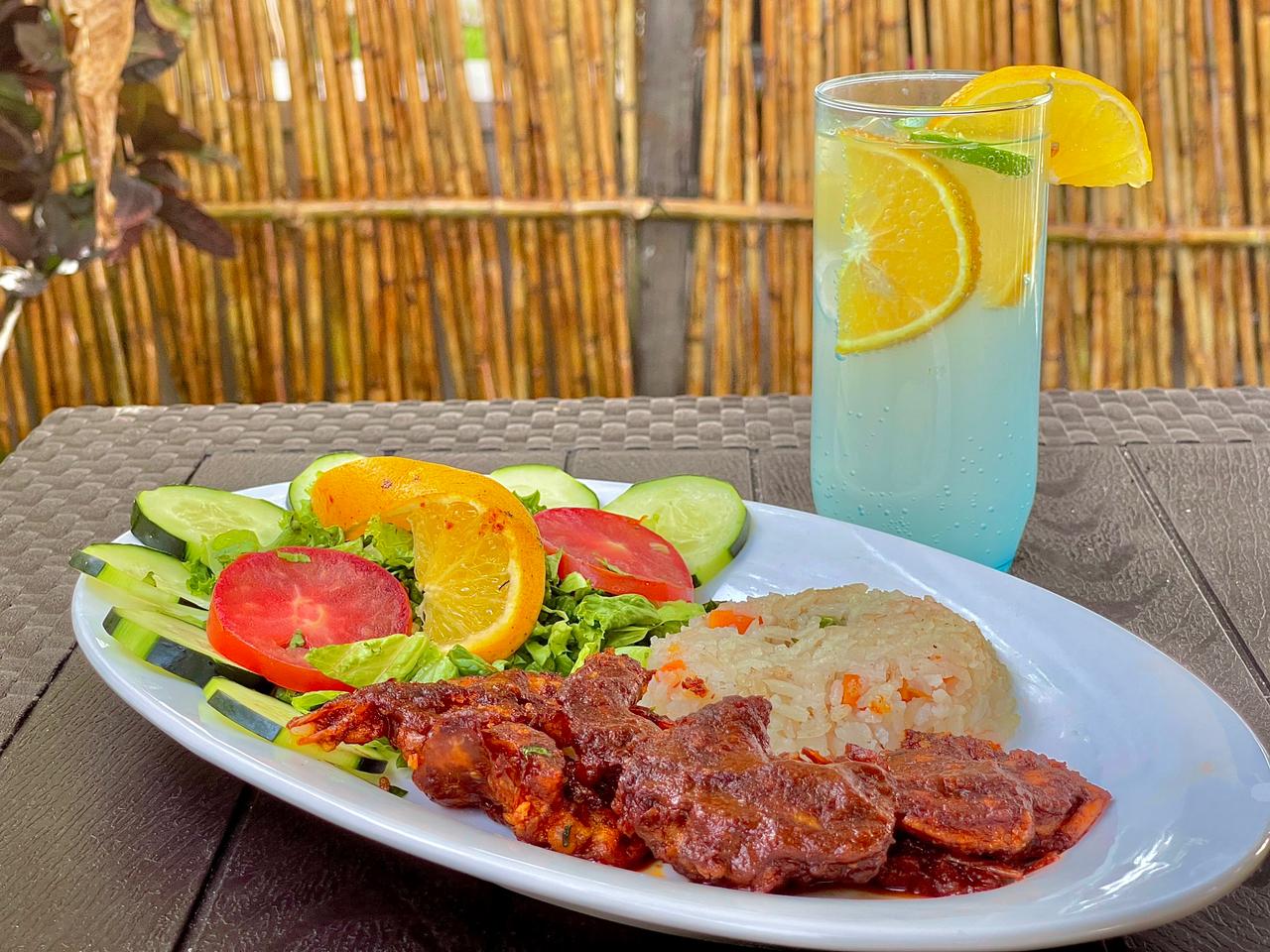 Flamingos Restaurante image 10