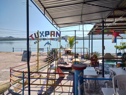 Restaurant El Delfin, Tuxpan, Guerrero, MX. image 1