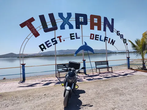 Restaurant El Delfin, Tuxpan, Guerrero, MX. image 4