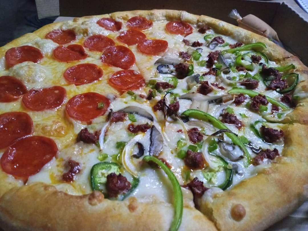 Pizzeria Coffie Club image 4