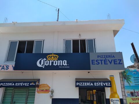 Pizzeria Estevez image 1