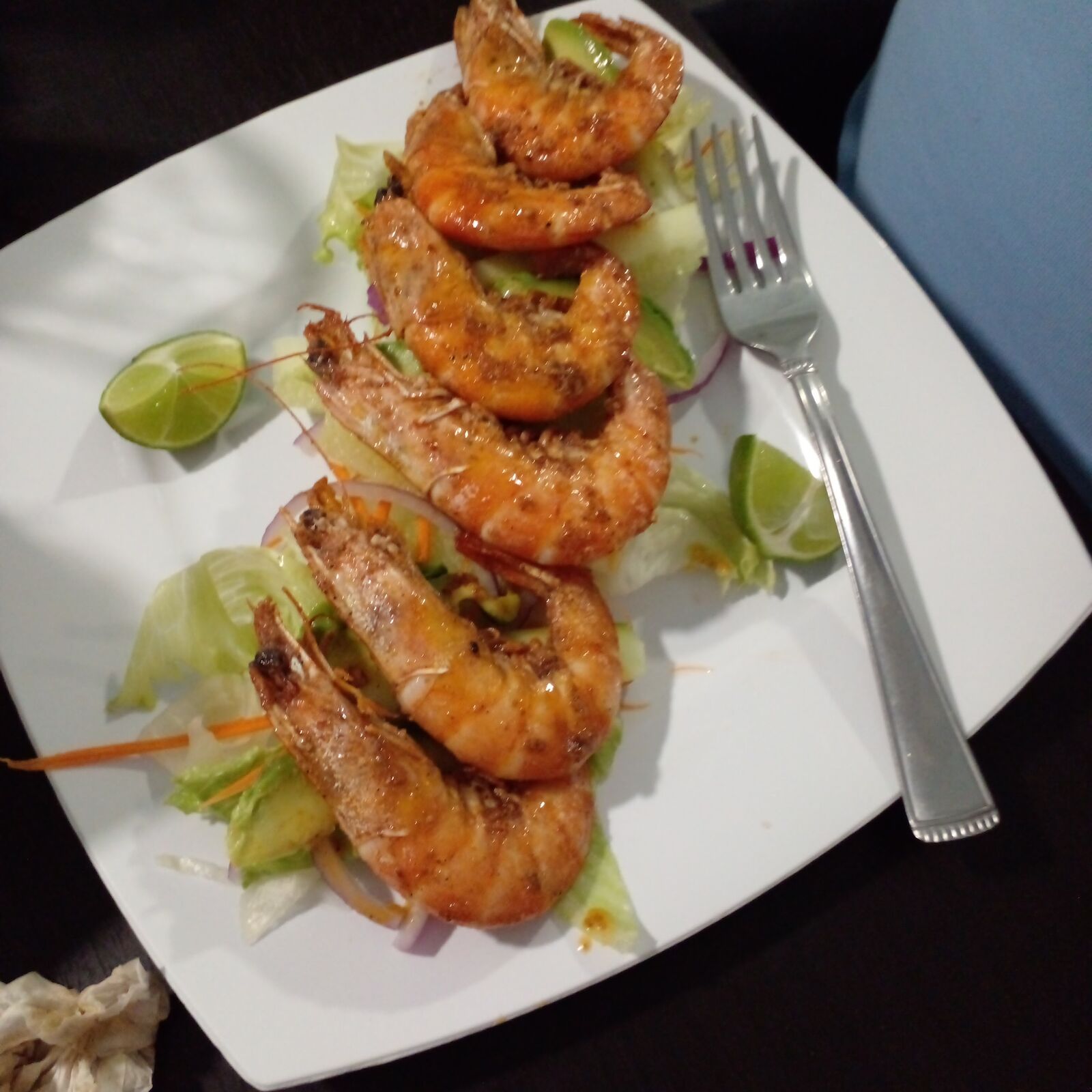 Mariscos "El Lago de las sirenitas" image 9