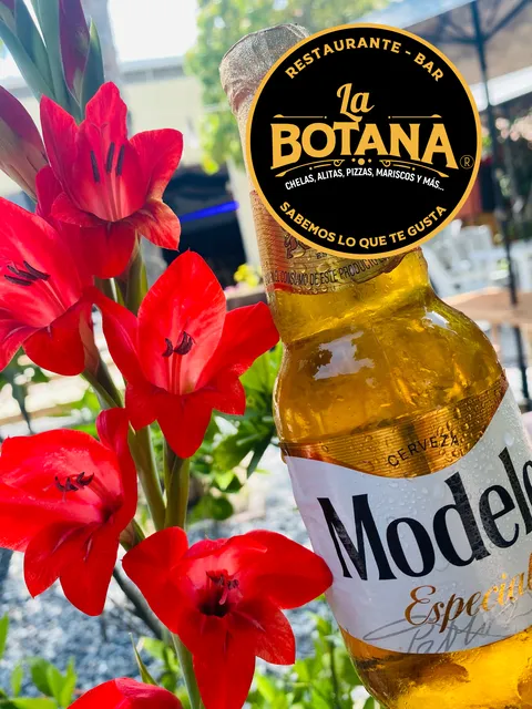 LA BOTANA - Cervecería Bar image 7