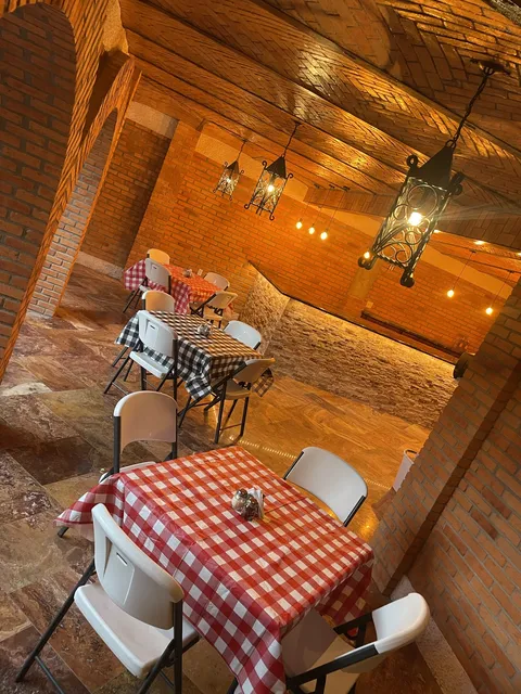 Restaurant Lil Italia Los Arcos image 1