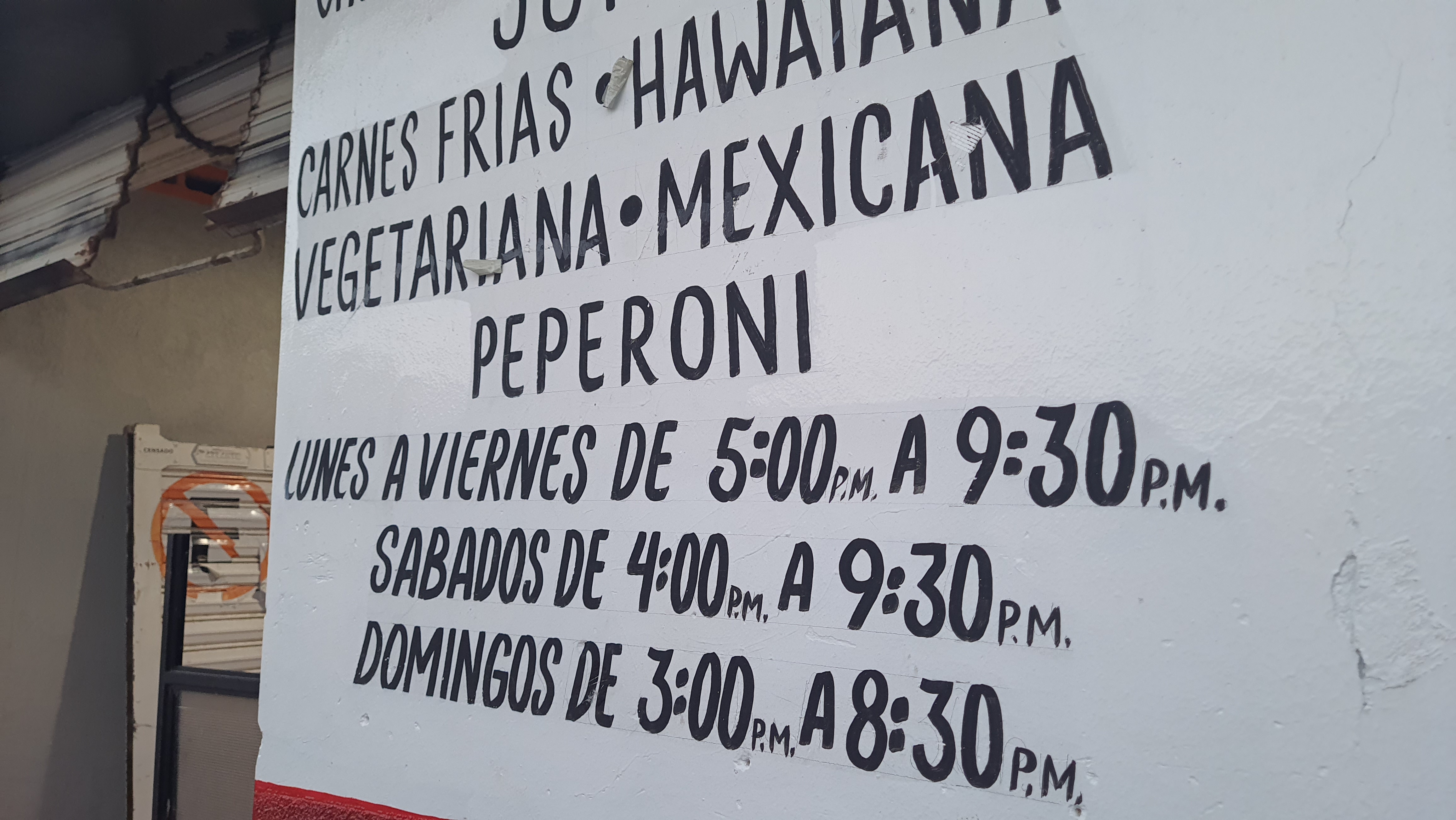 Pizza Mikel's image 4