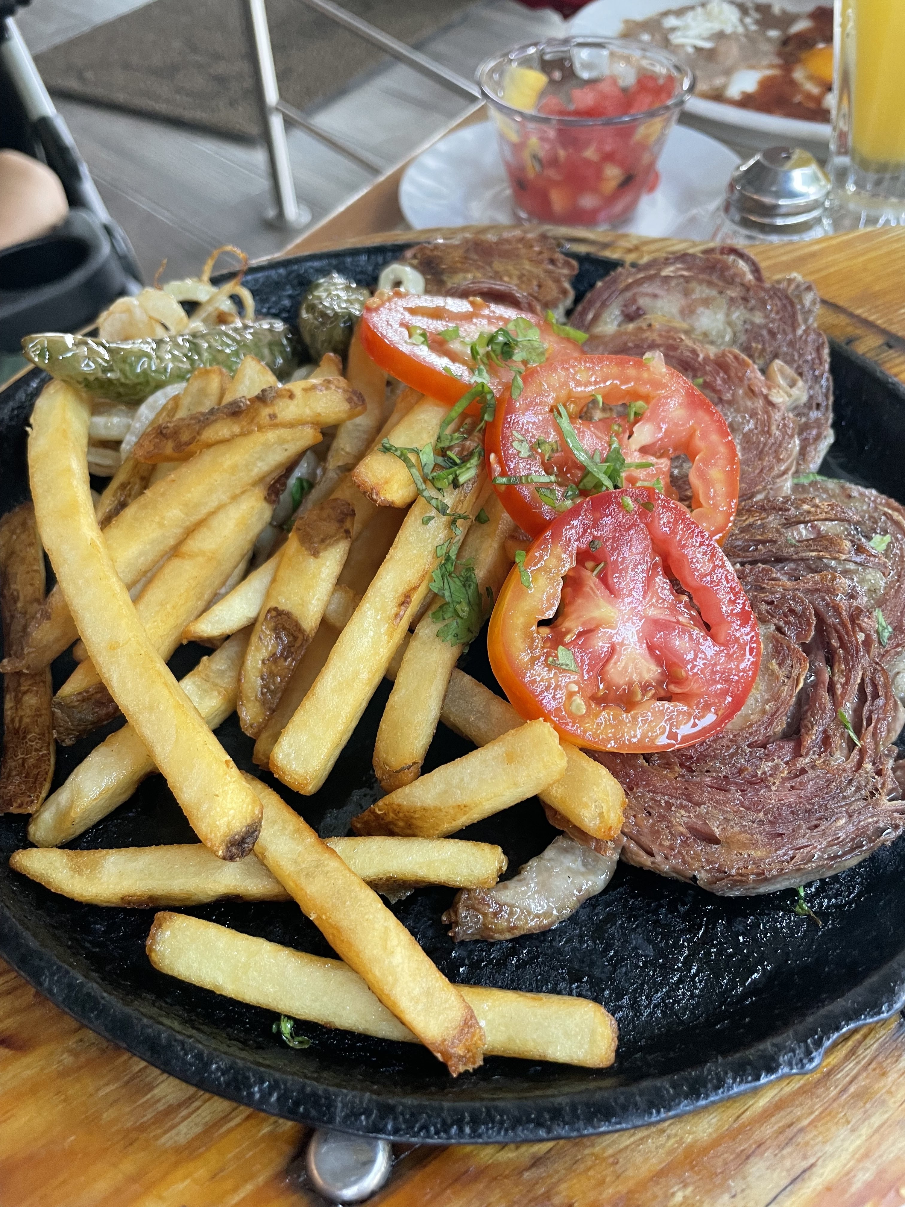 La Parroquia Restaurant, Morales Street image 8