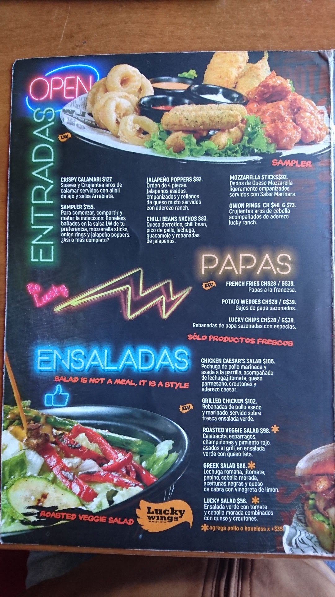 Lucky Wings Lomas image 6