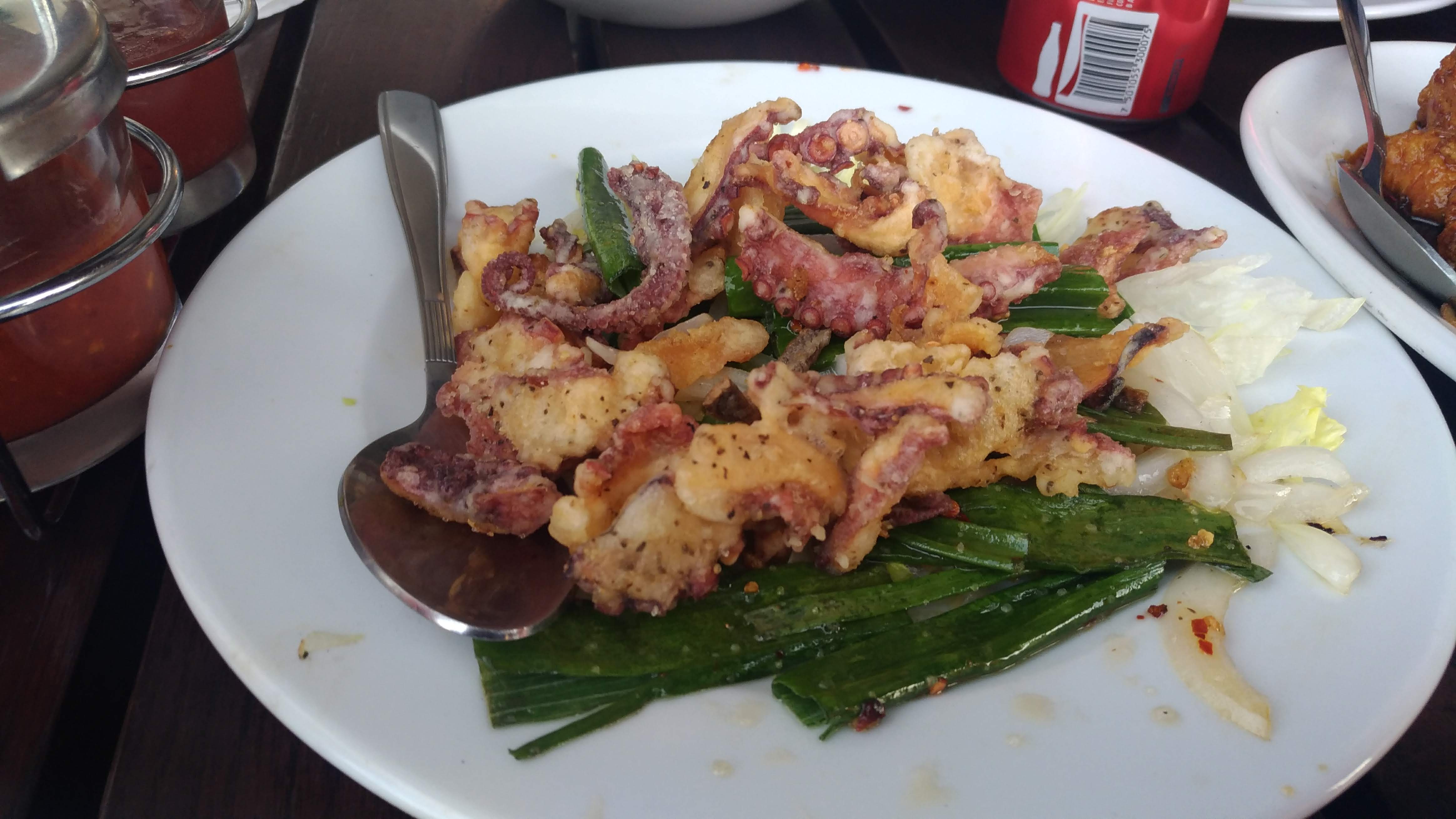 Lucky Wings Lomas image 10