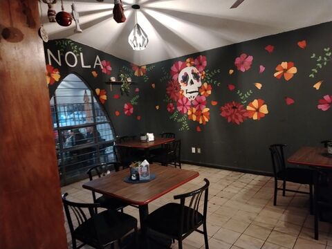 RESTAURANTE ENOLA Cocina Urbana image 1