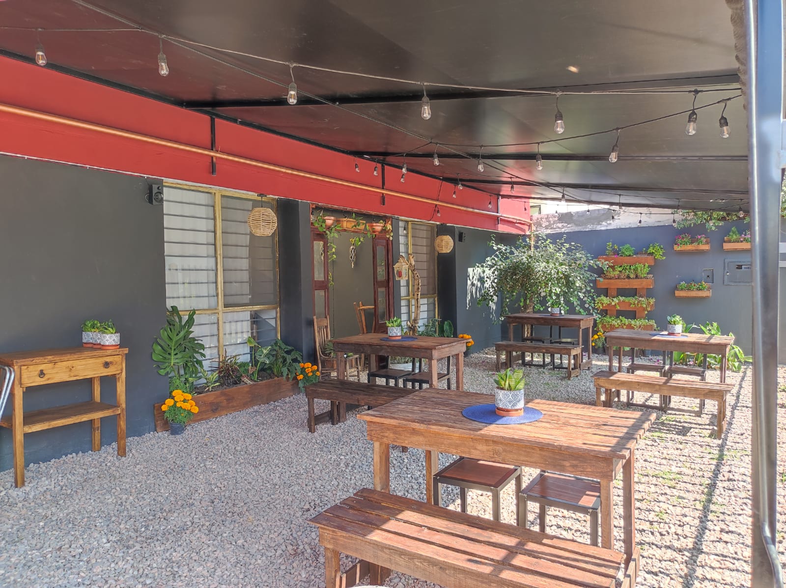 RESTAURANTE ENOLA Cocina Urbana image 9