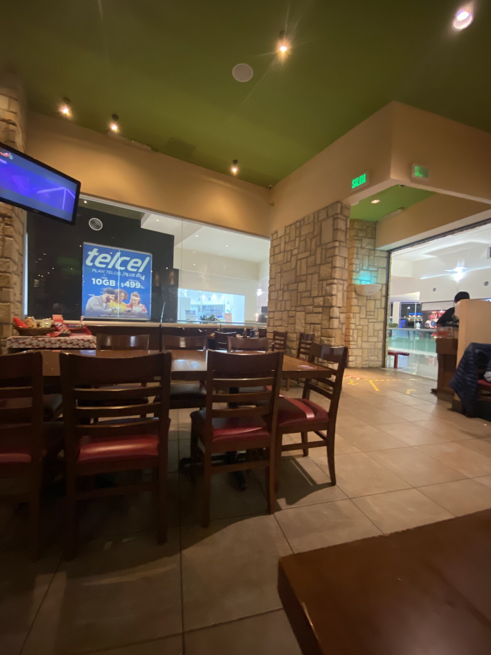Chili's image 3