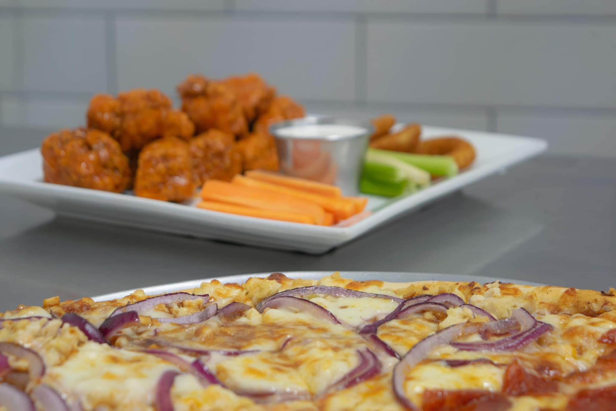 Las Baja. Pizzas, Burguers & Wings image 9