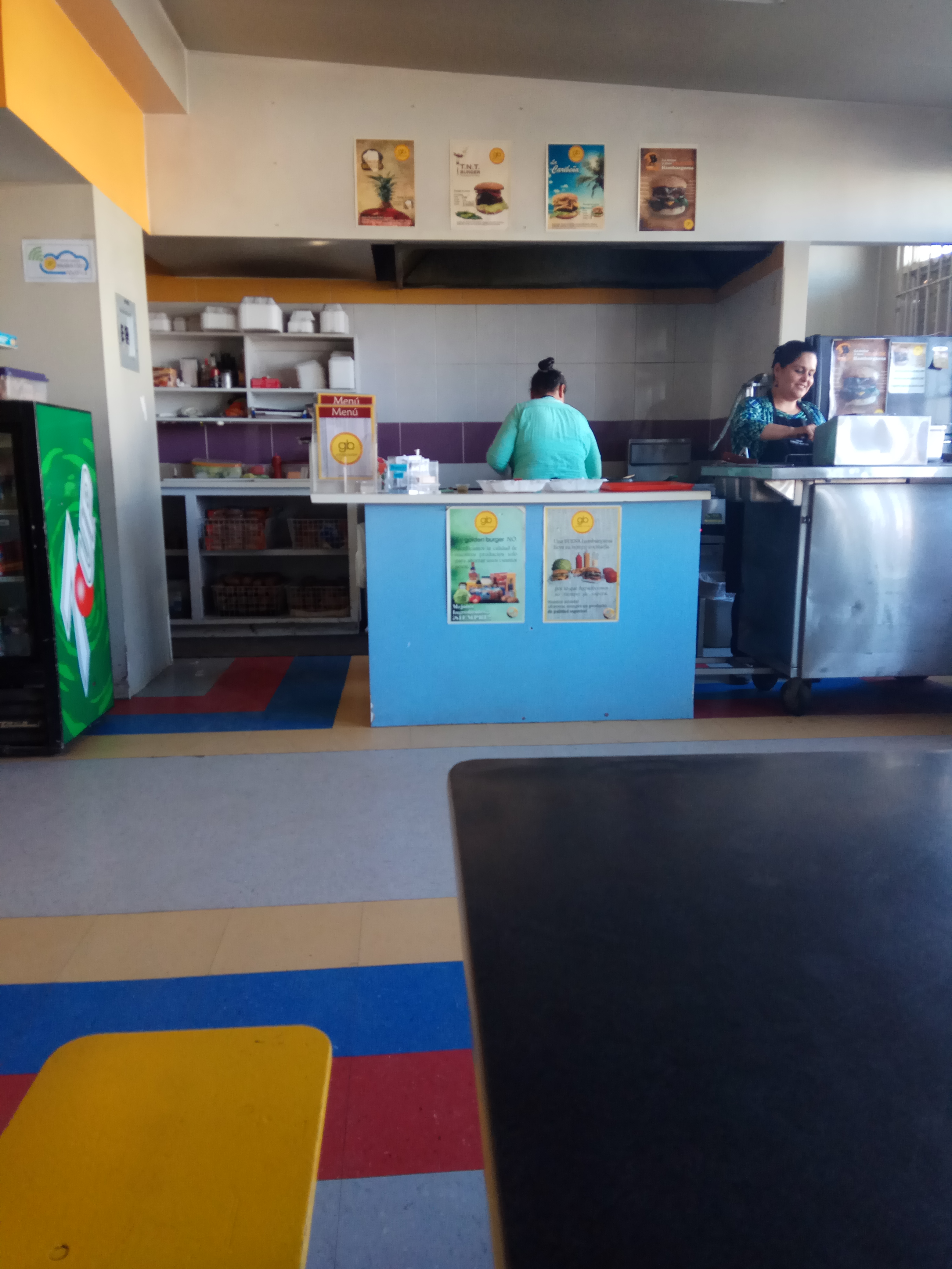 Golden Burger image 4