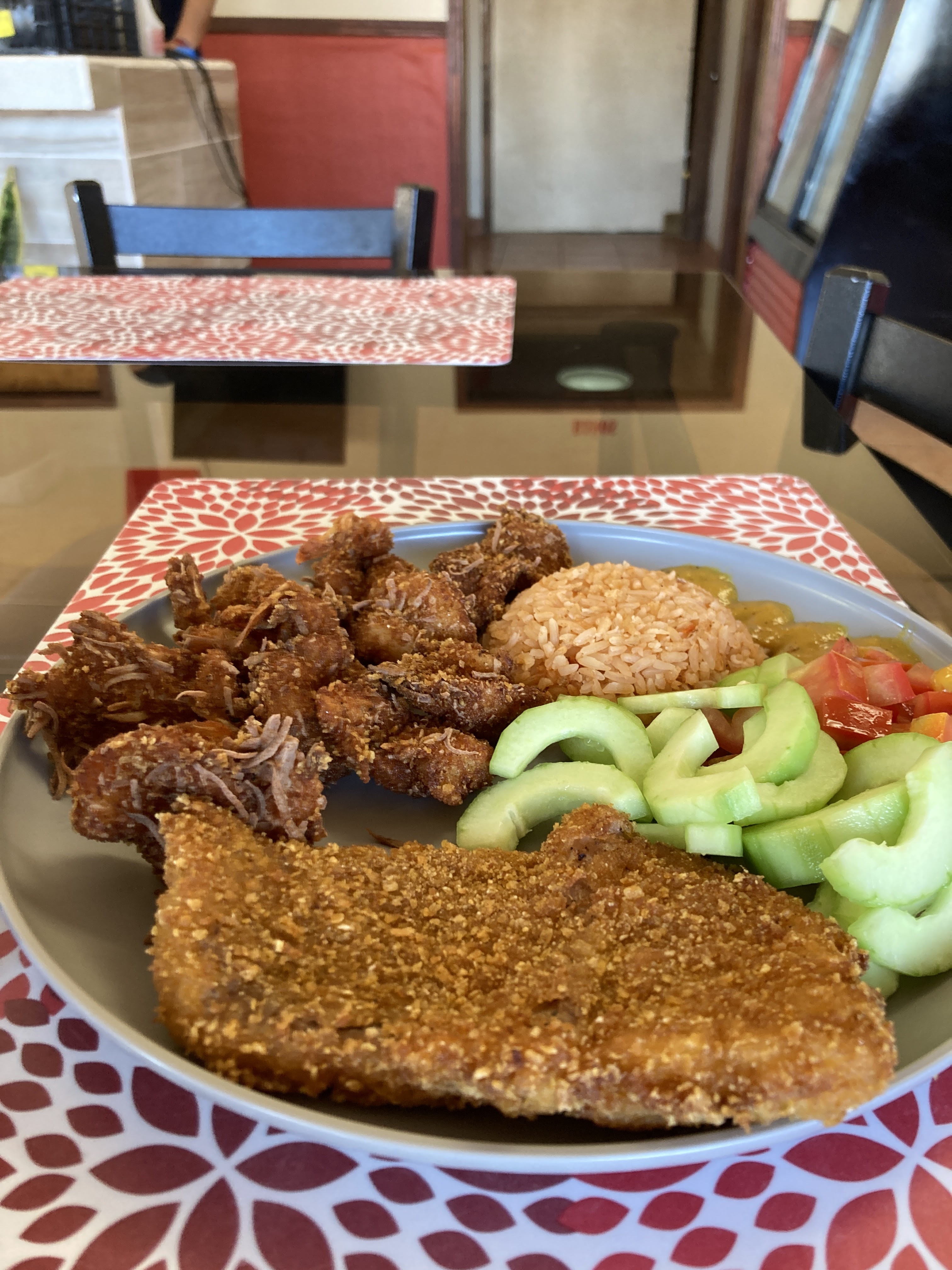 El Sazón del Tomates image 2