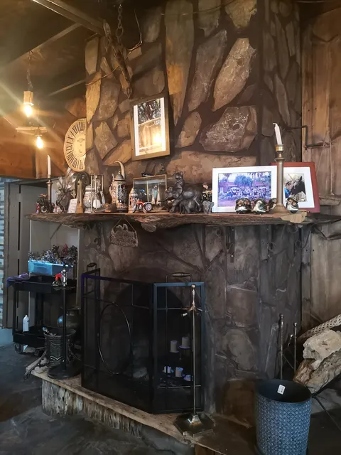 Eucalipto Restaurant, Bar and Grill image 6
