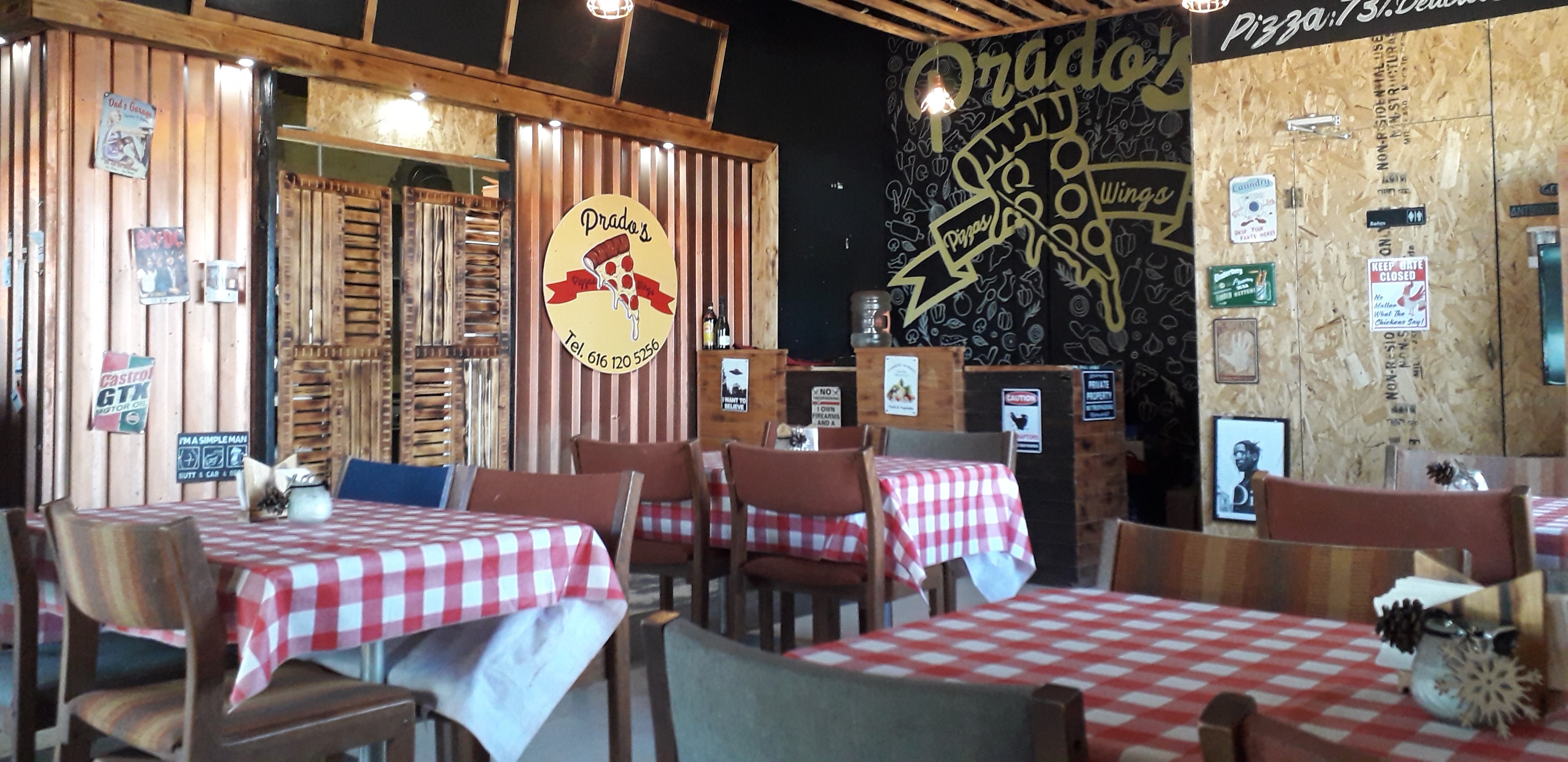 PRADO'S PIZZA & WINGS image 10