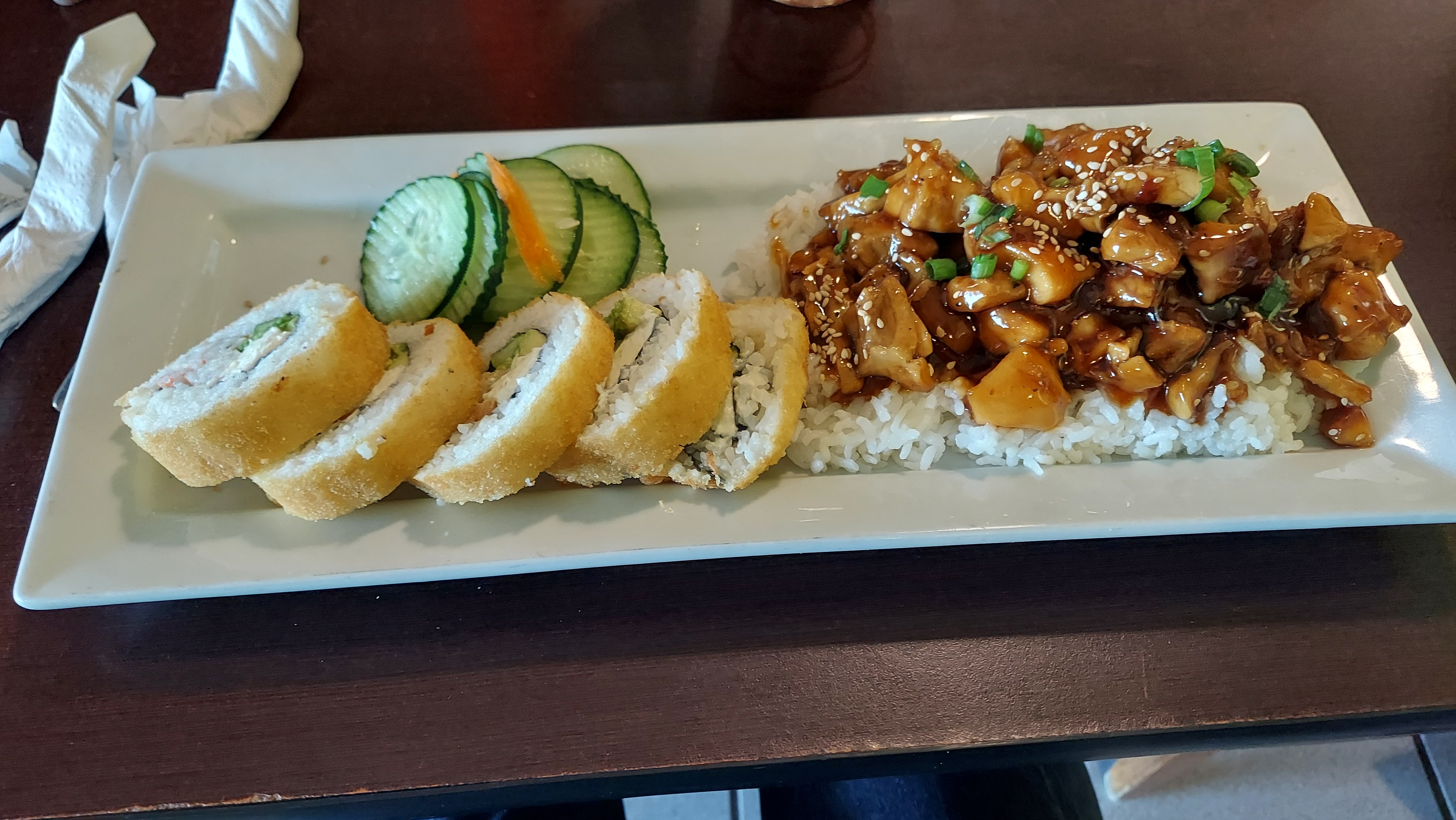 Sushi N Tojo image 5