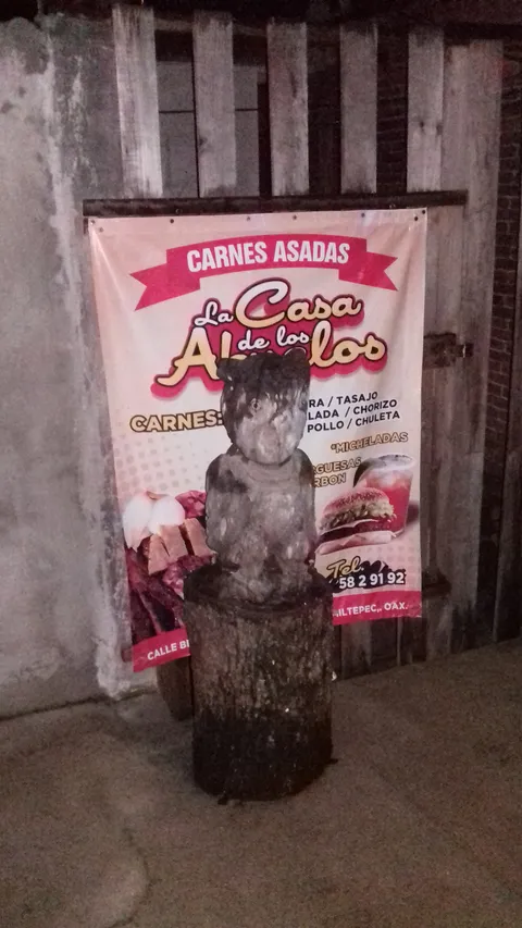 La Casa De Los Abuelos image 2