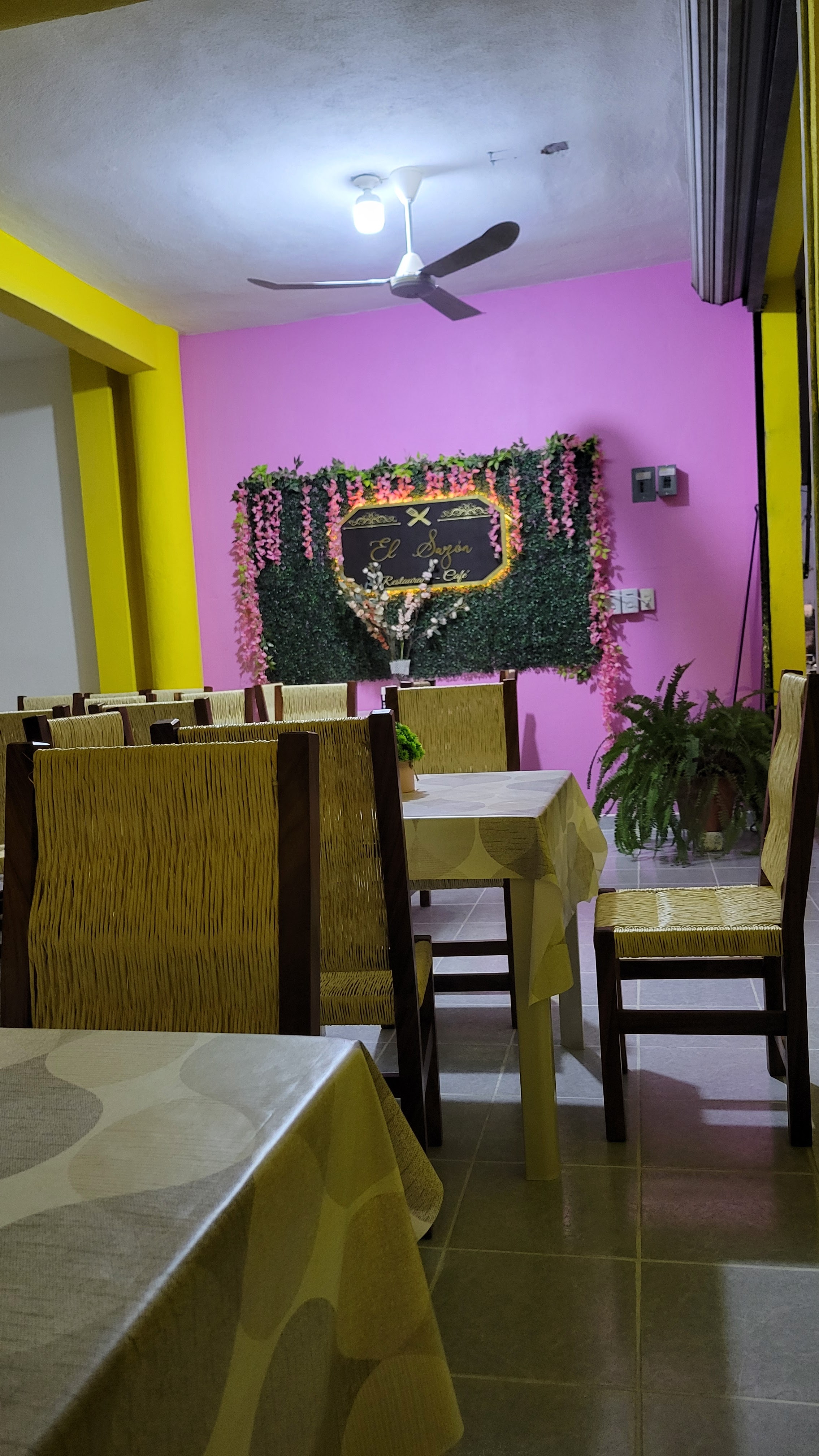 Restaurant-Café El Sazon image 4