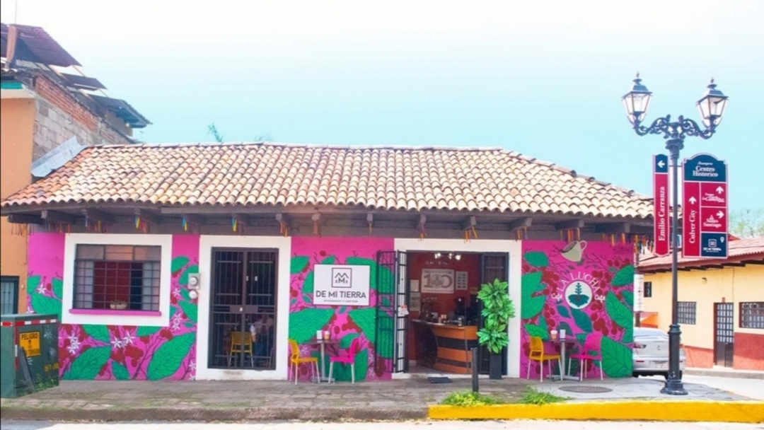 De Mi Tierra Restaurante y Cafetería image 3