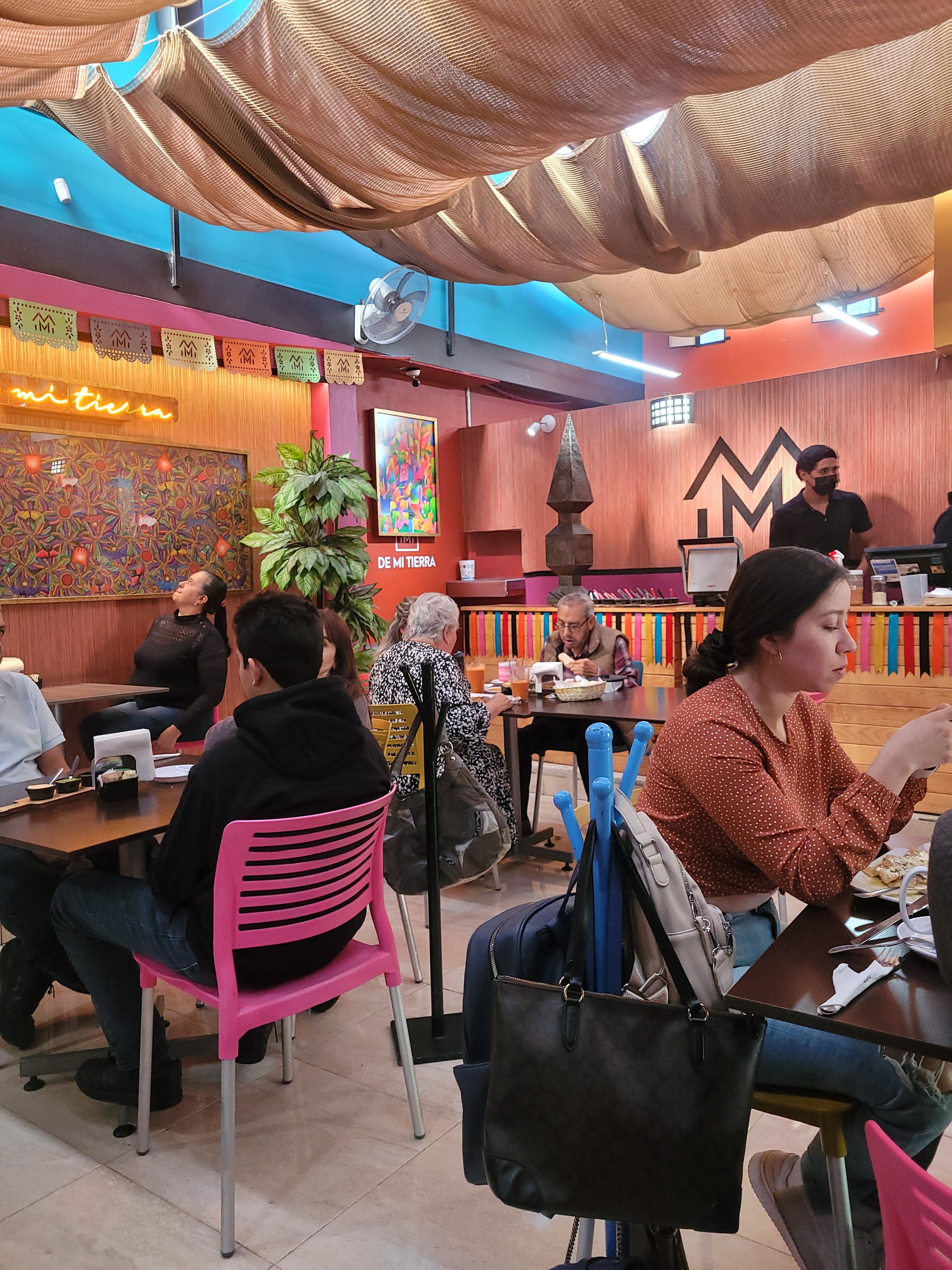 De Mi Tierra Restaurante y Cafetería image 9