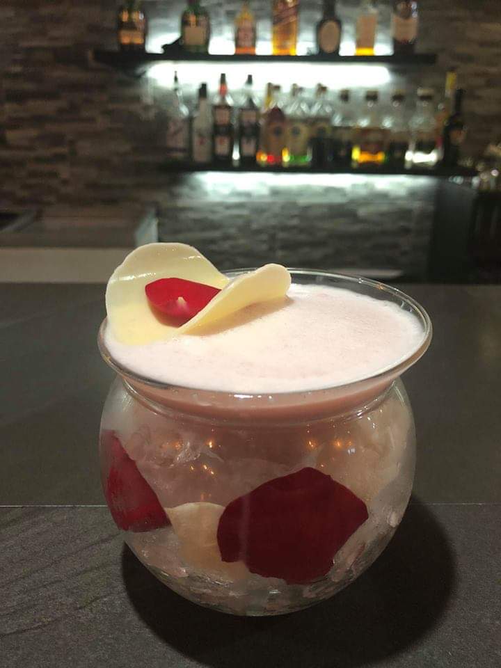 Lg Restaurant Bar image 9