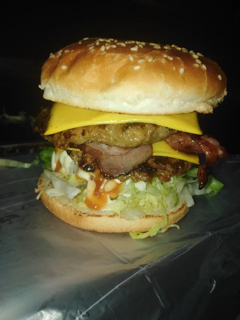 La Casa De La Hamburgesa image 5