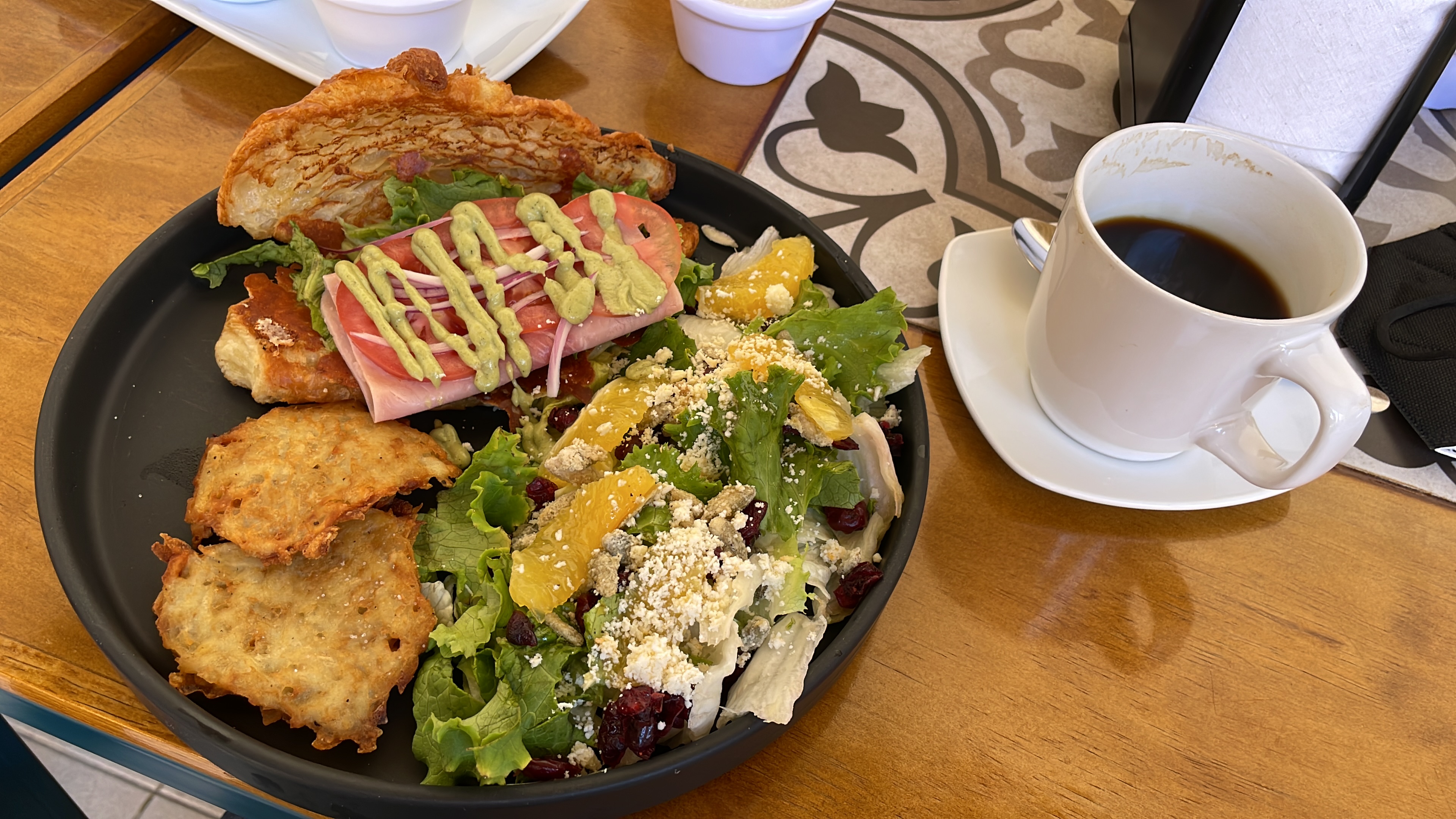 Eleonora Restaurante image 2