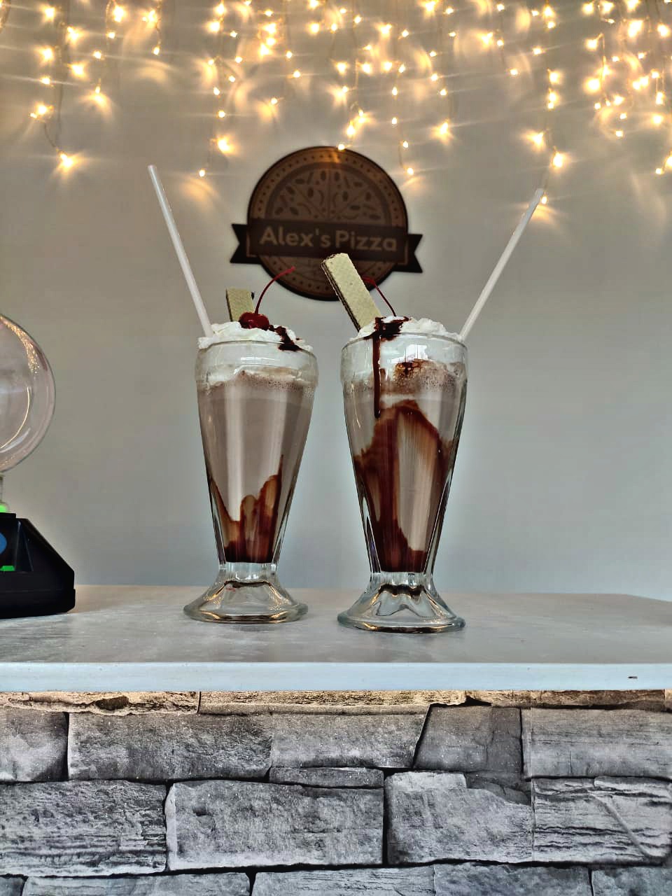 Alex's Pizza image 3