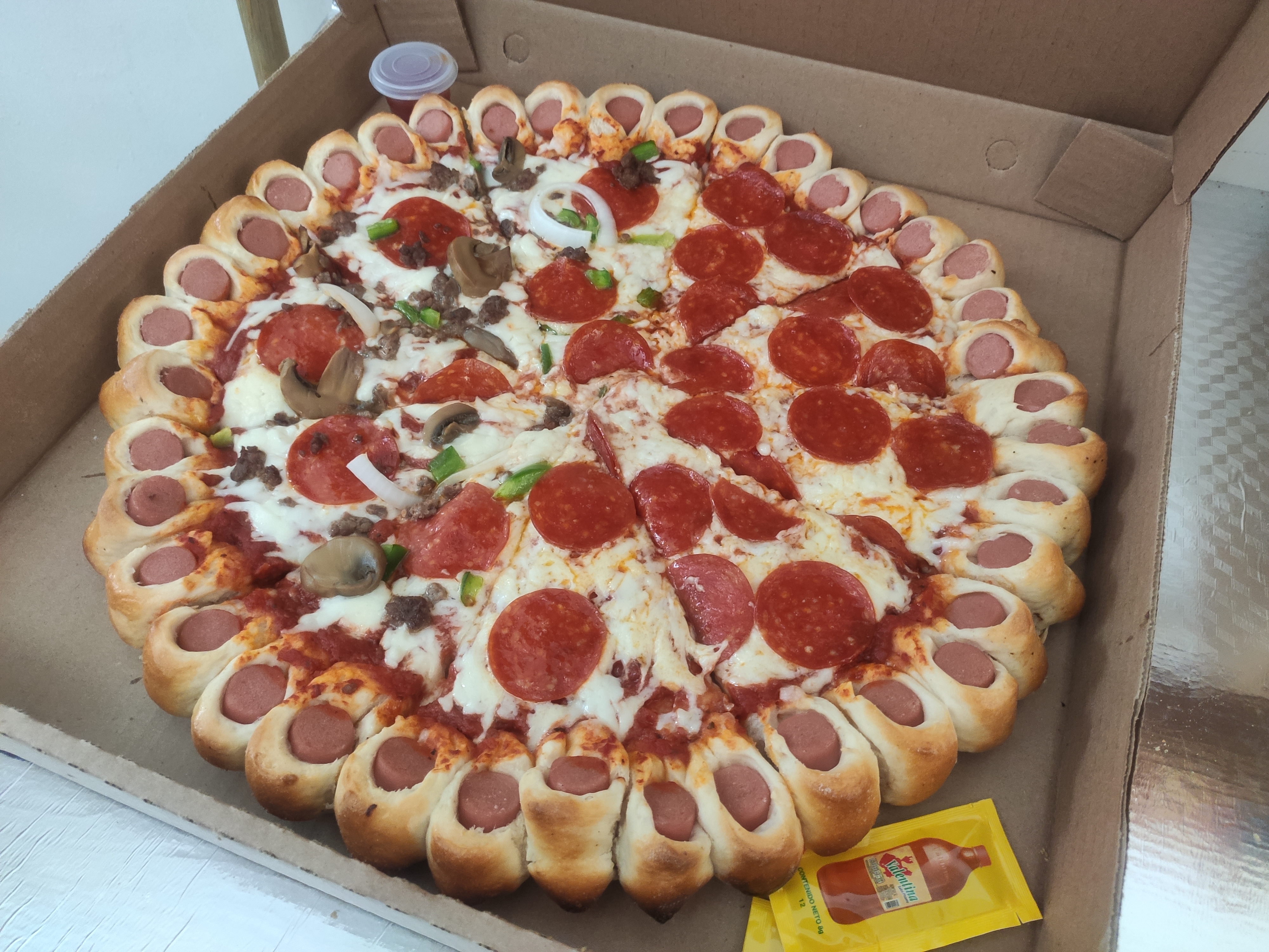 Alex's Pizza image 6