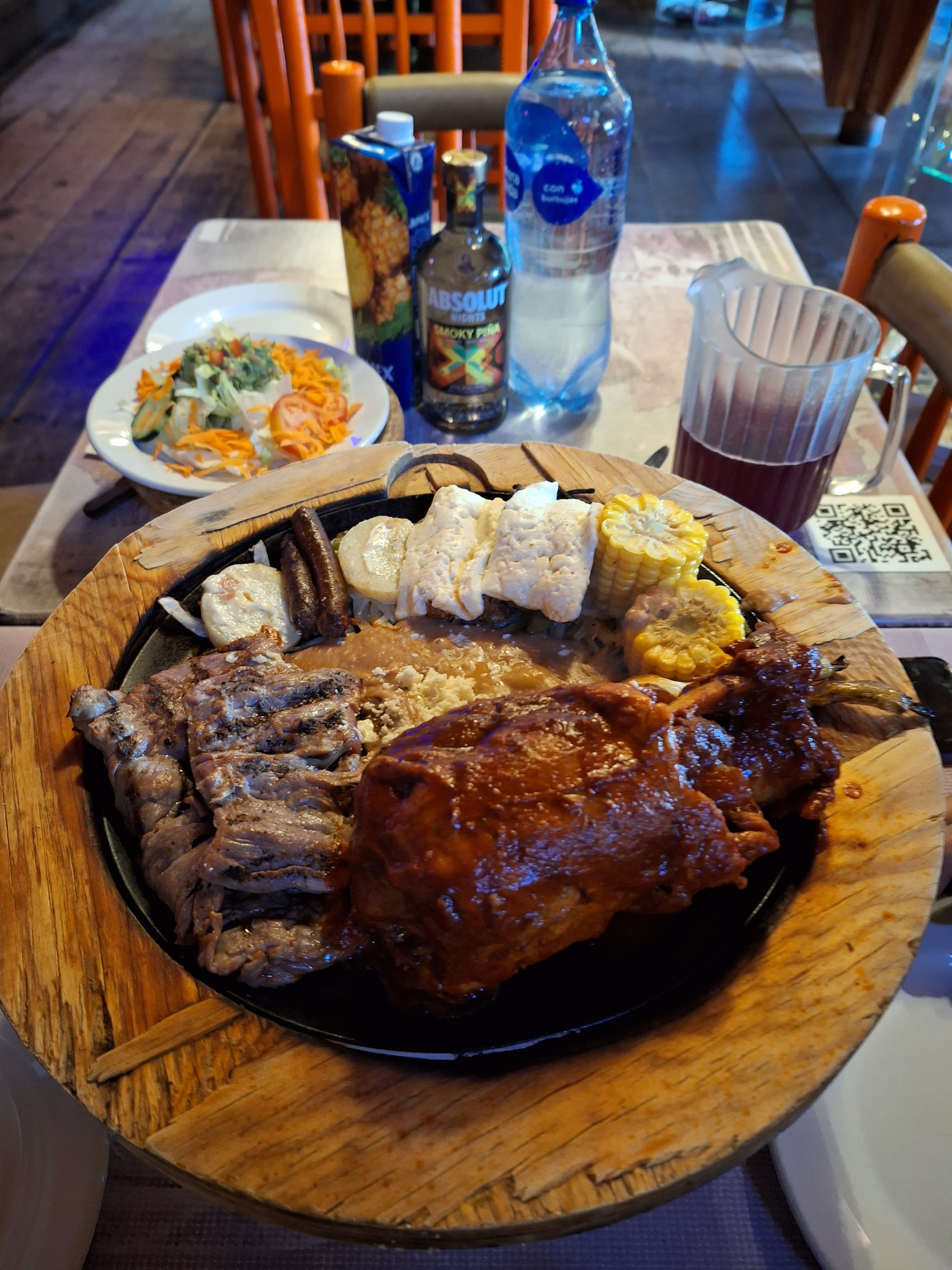 La Cabaña Alegre image 5