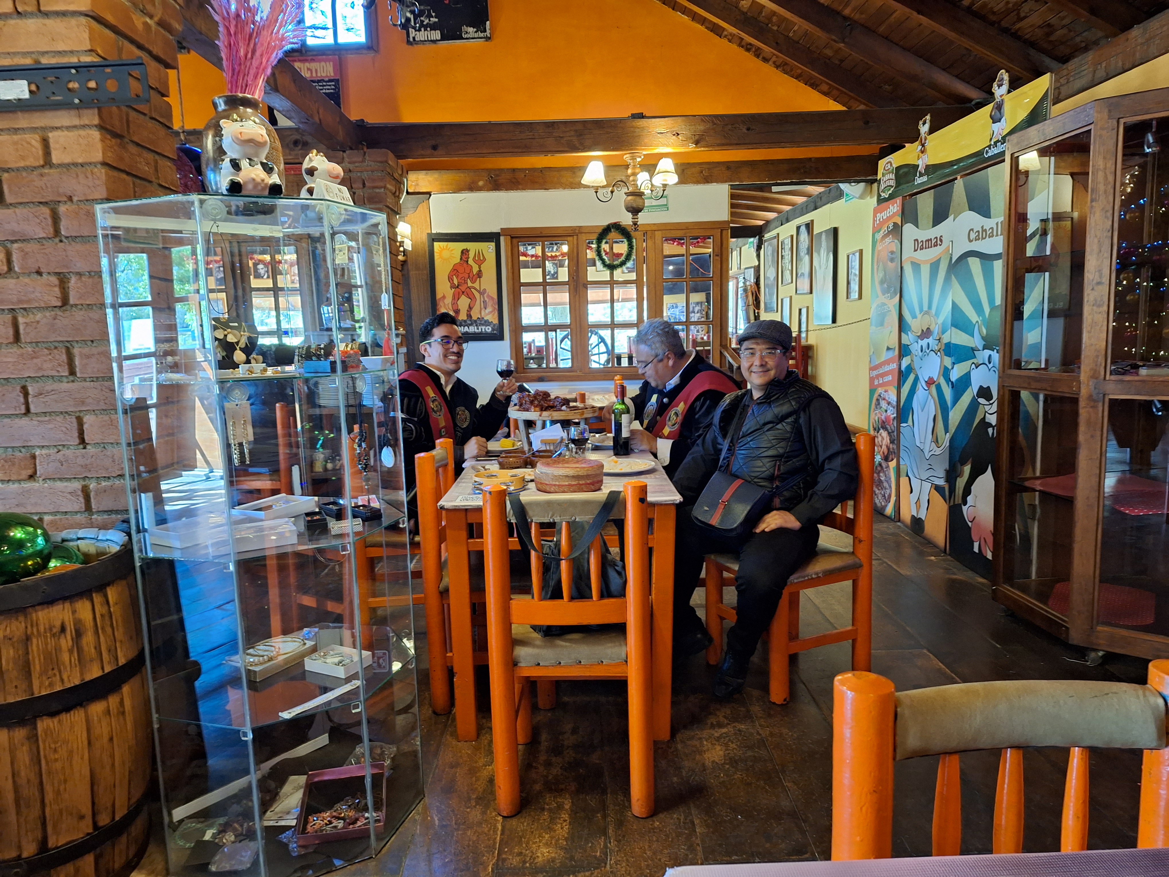 La Cabaña Alegre image 9