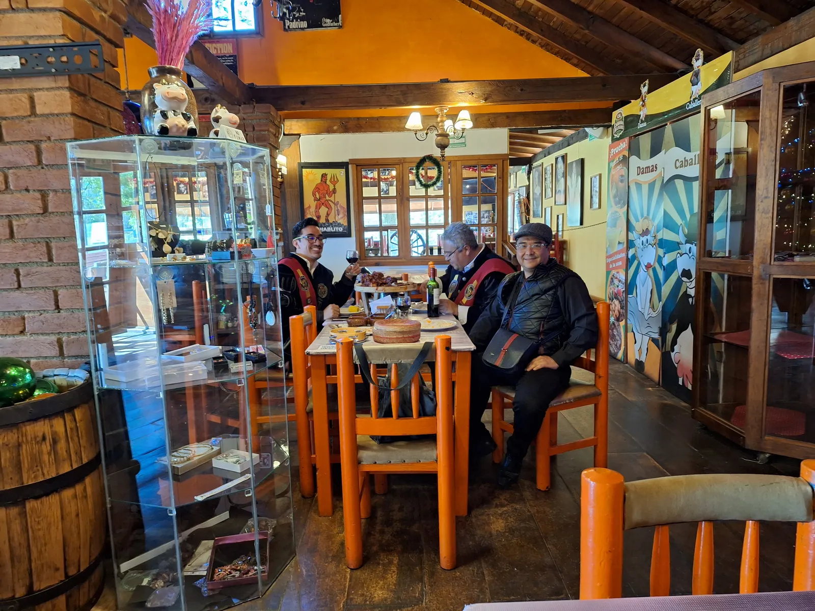 La Cabaña Alegre image 9