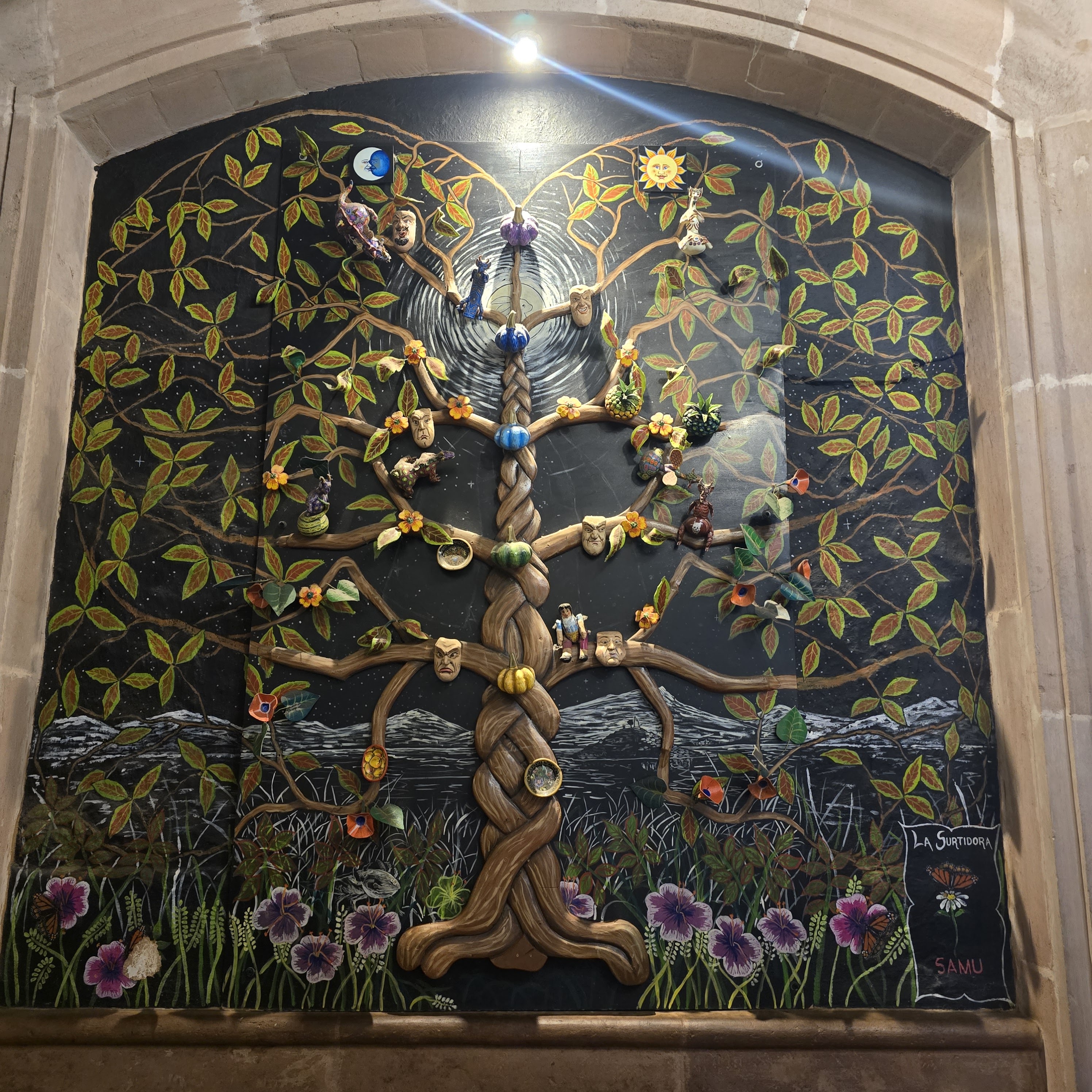 La Surtidora image 5