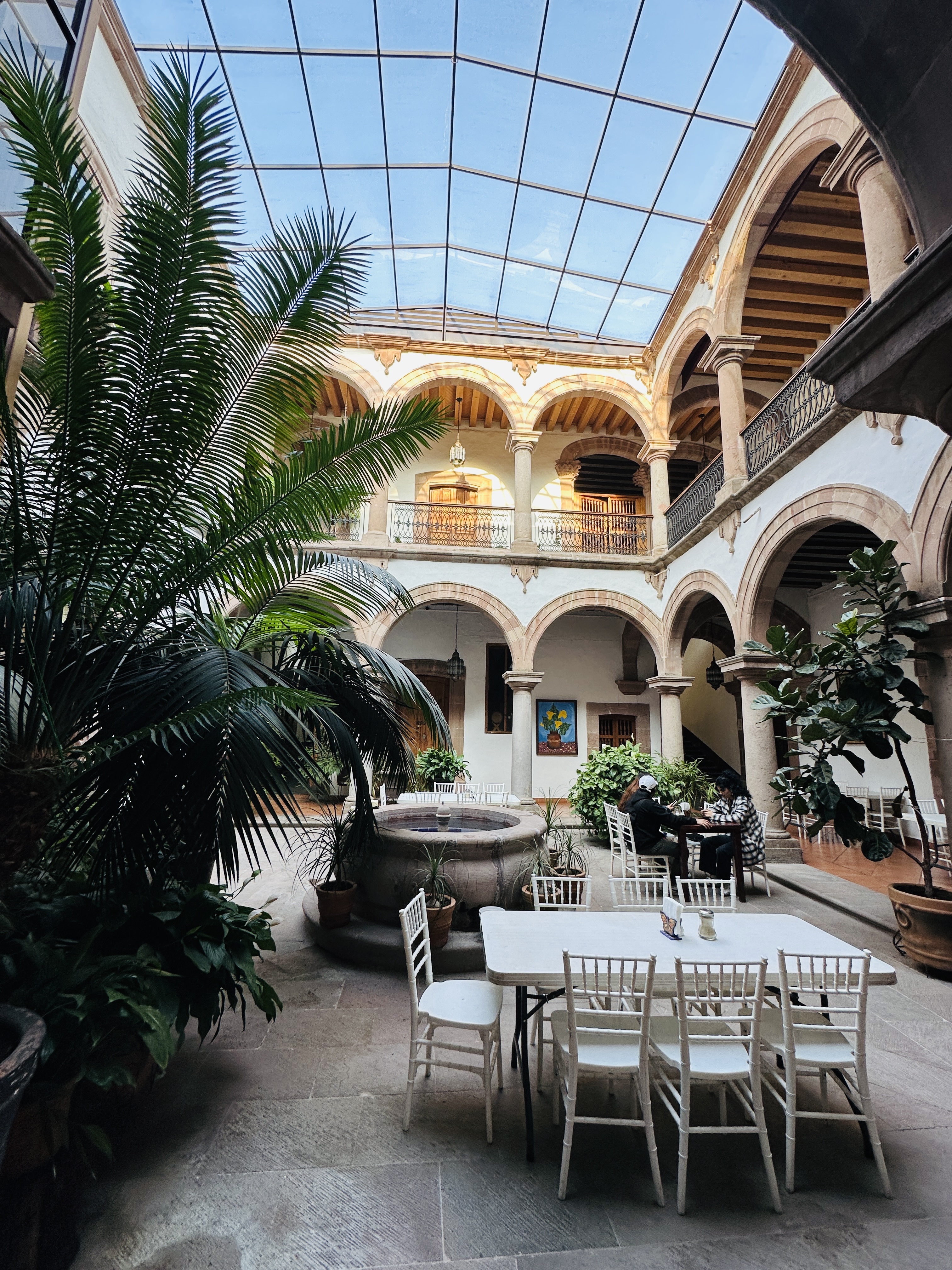 La Surtidora image 9