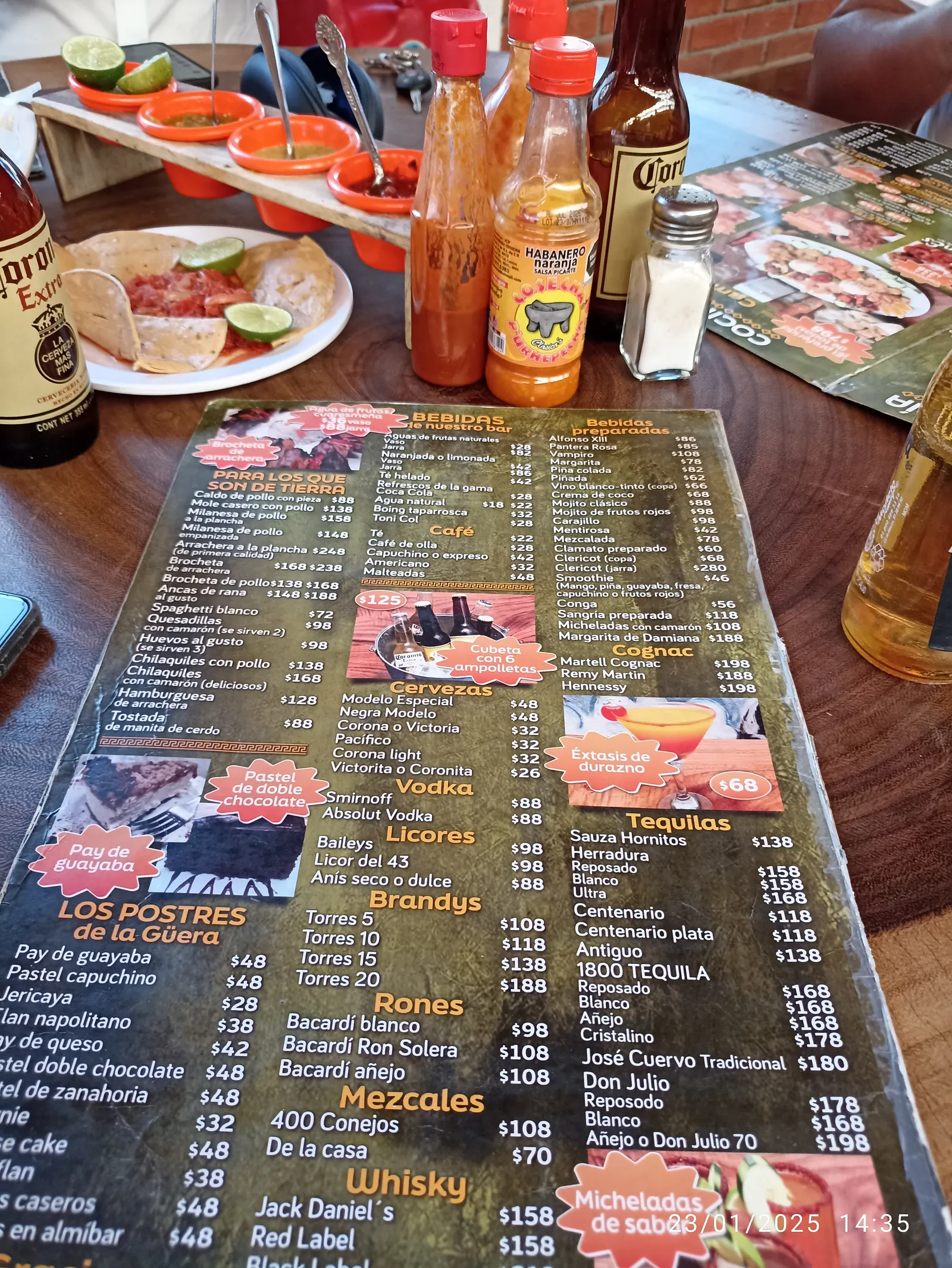 Mariscos La Güera Campestre image 5