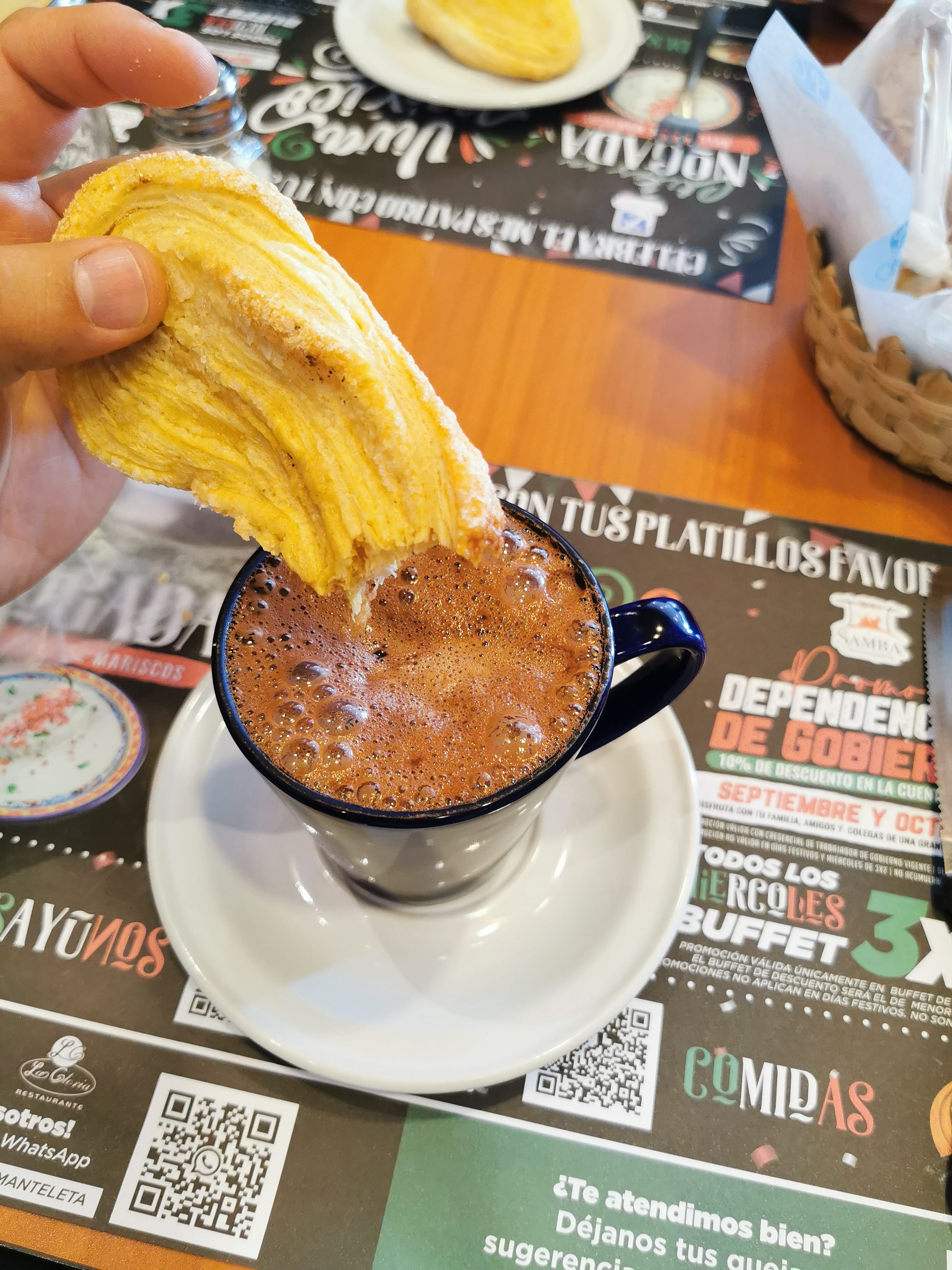 Café “La Gloria” image 6