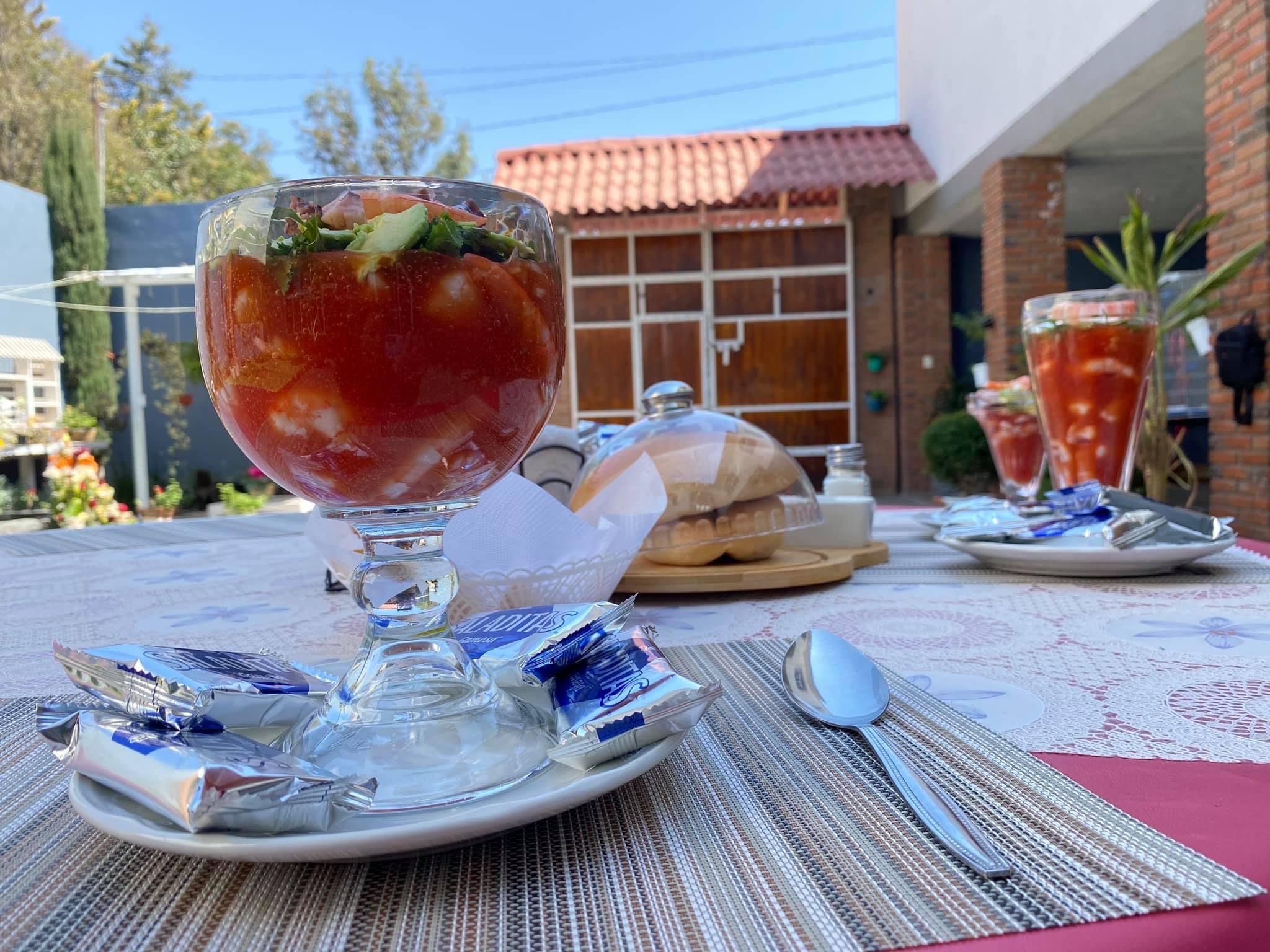 La Bahía Mariscos image 1