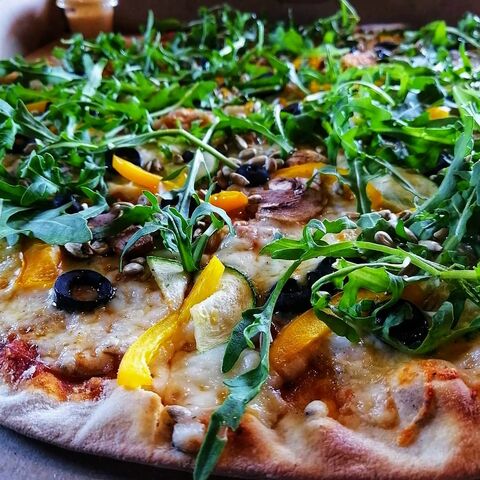 YOI pizzería image 1