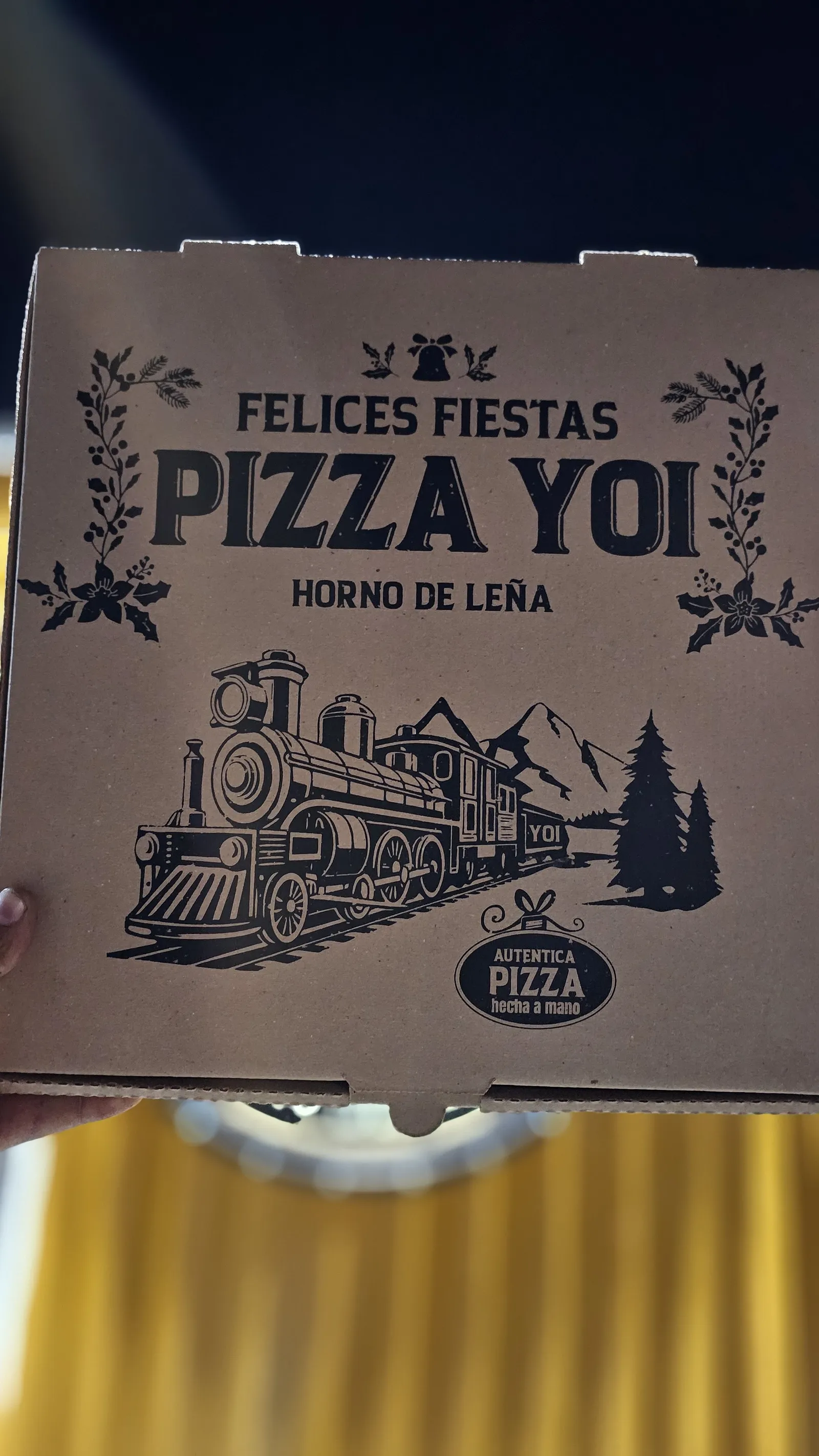 YOI pizzería image 2