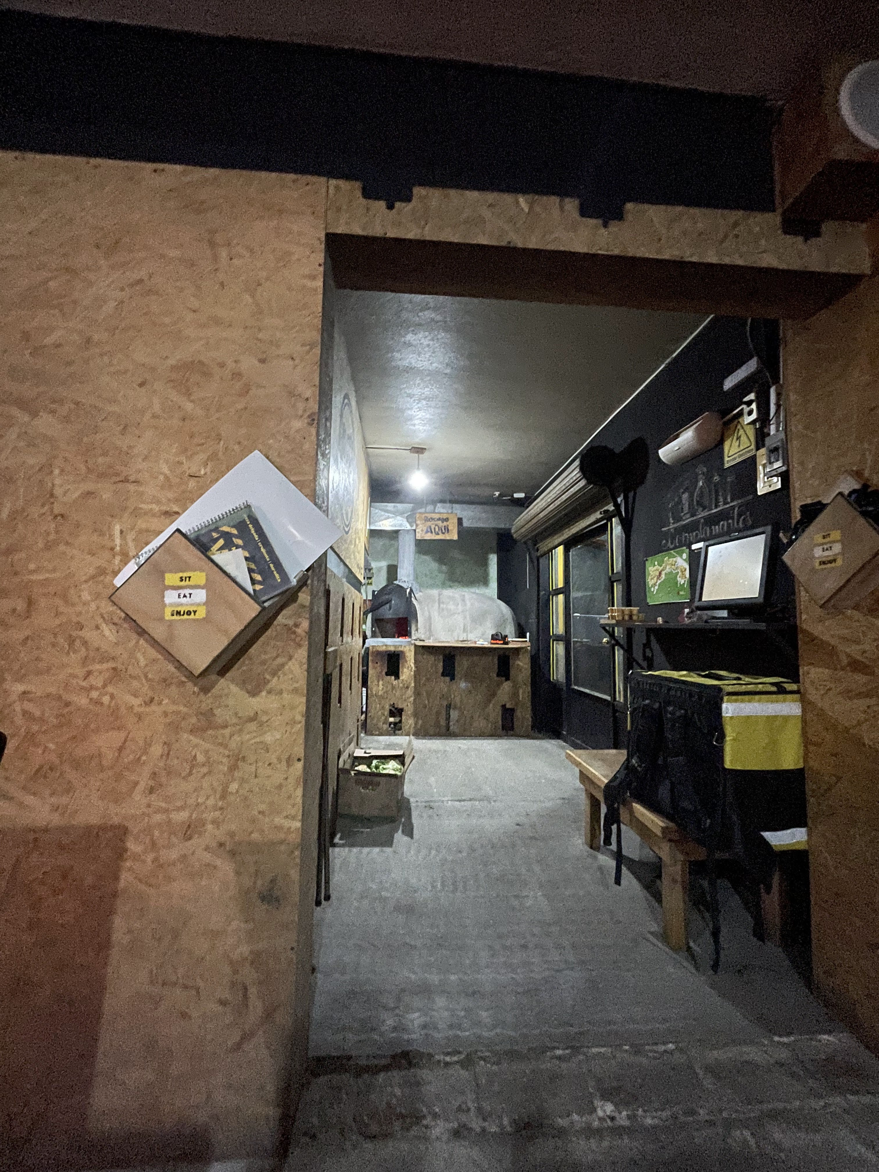 YOI pizzería image 5