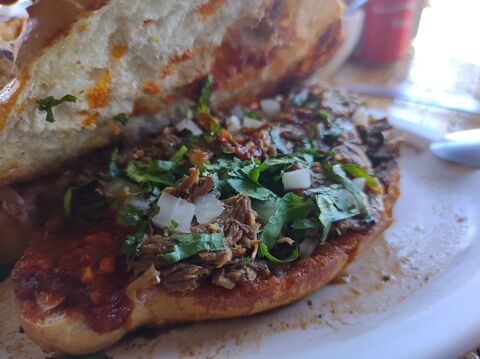 YOI pizzería image 6