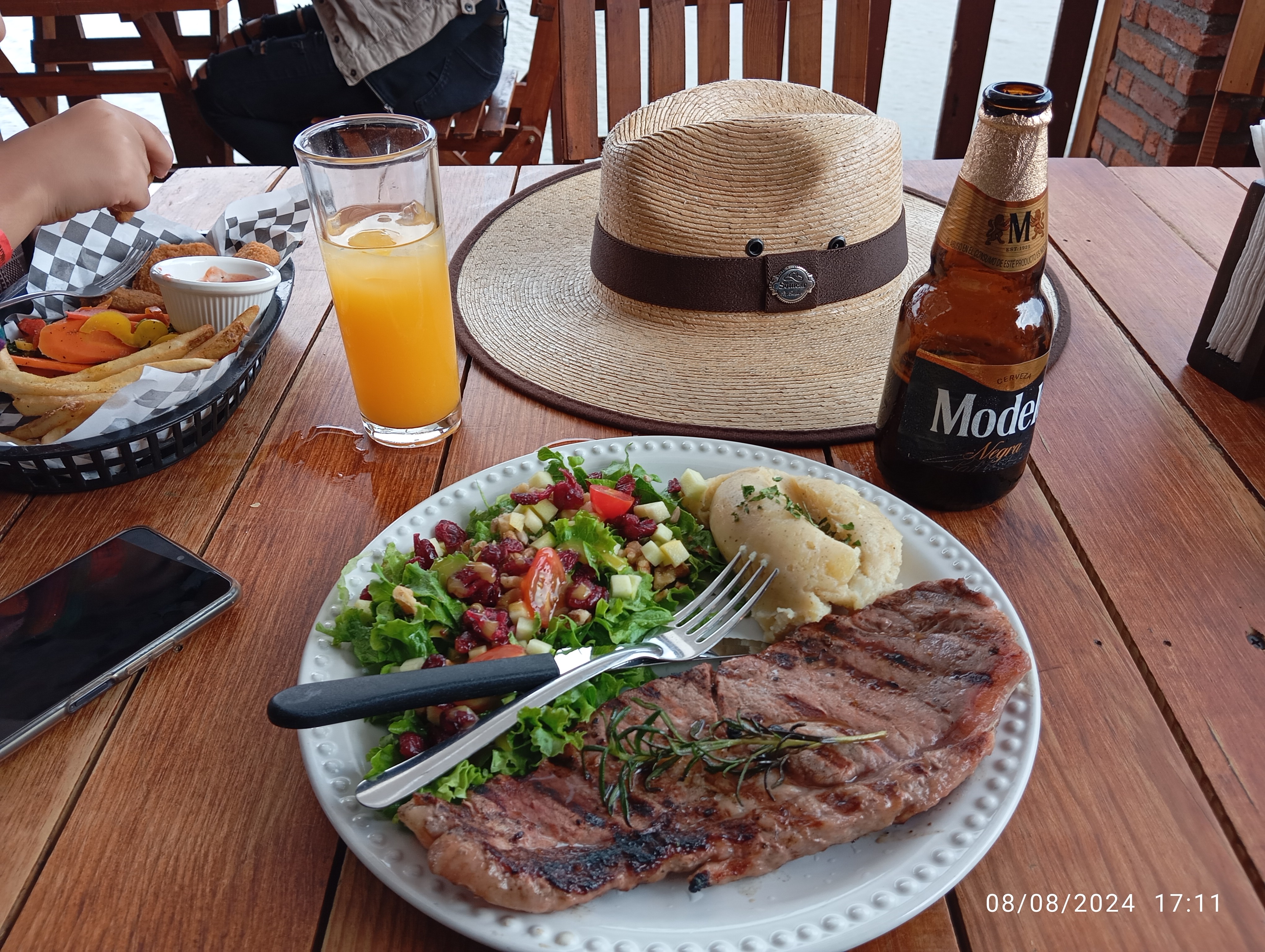 MARBELLA RESTAURANTE image 8