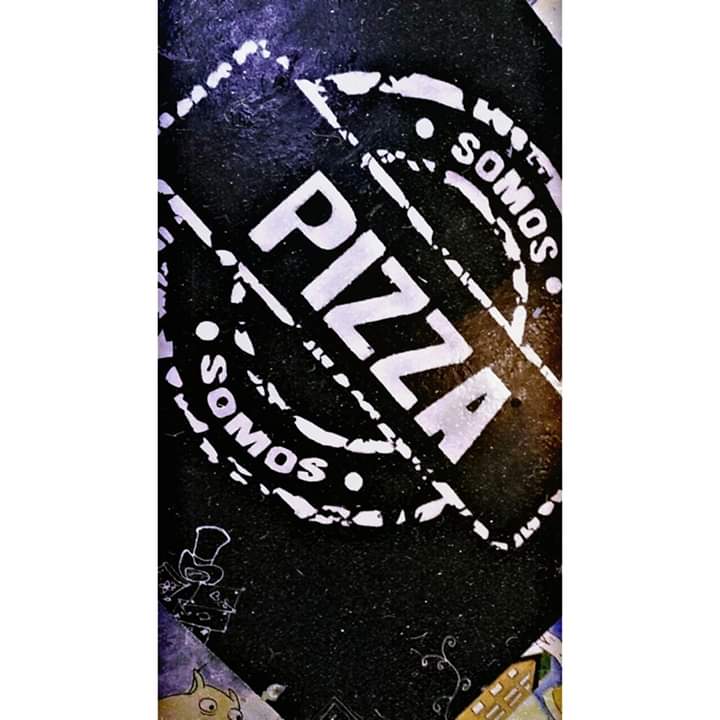 "SOMOS PIZZA" image 1