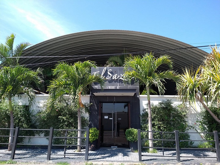 El Sazón Restaurant image 3