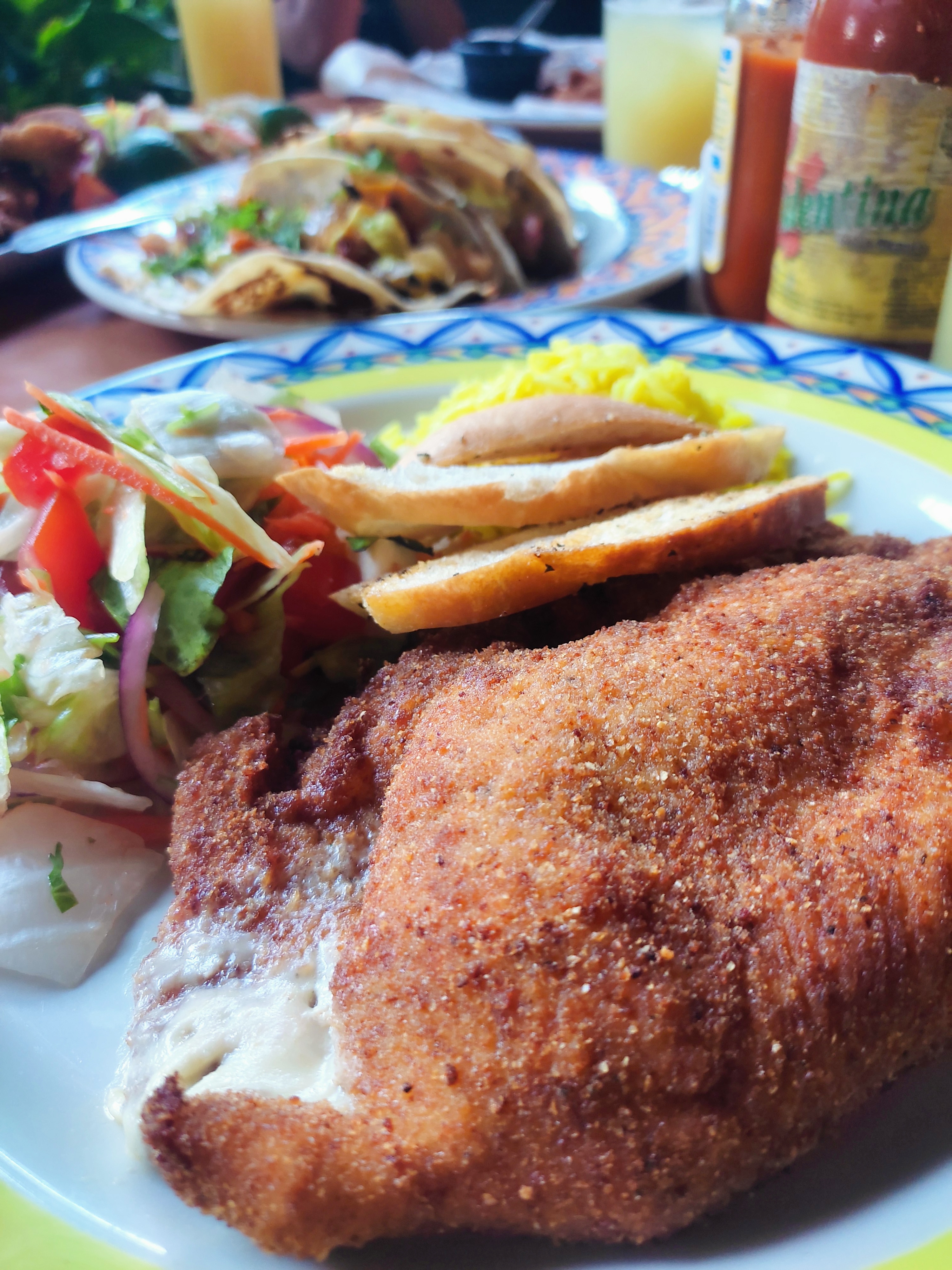 El Sazón Restaurant image 9