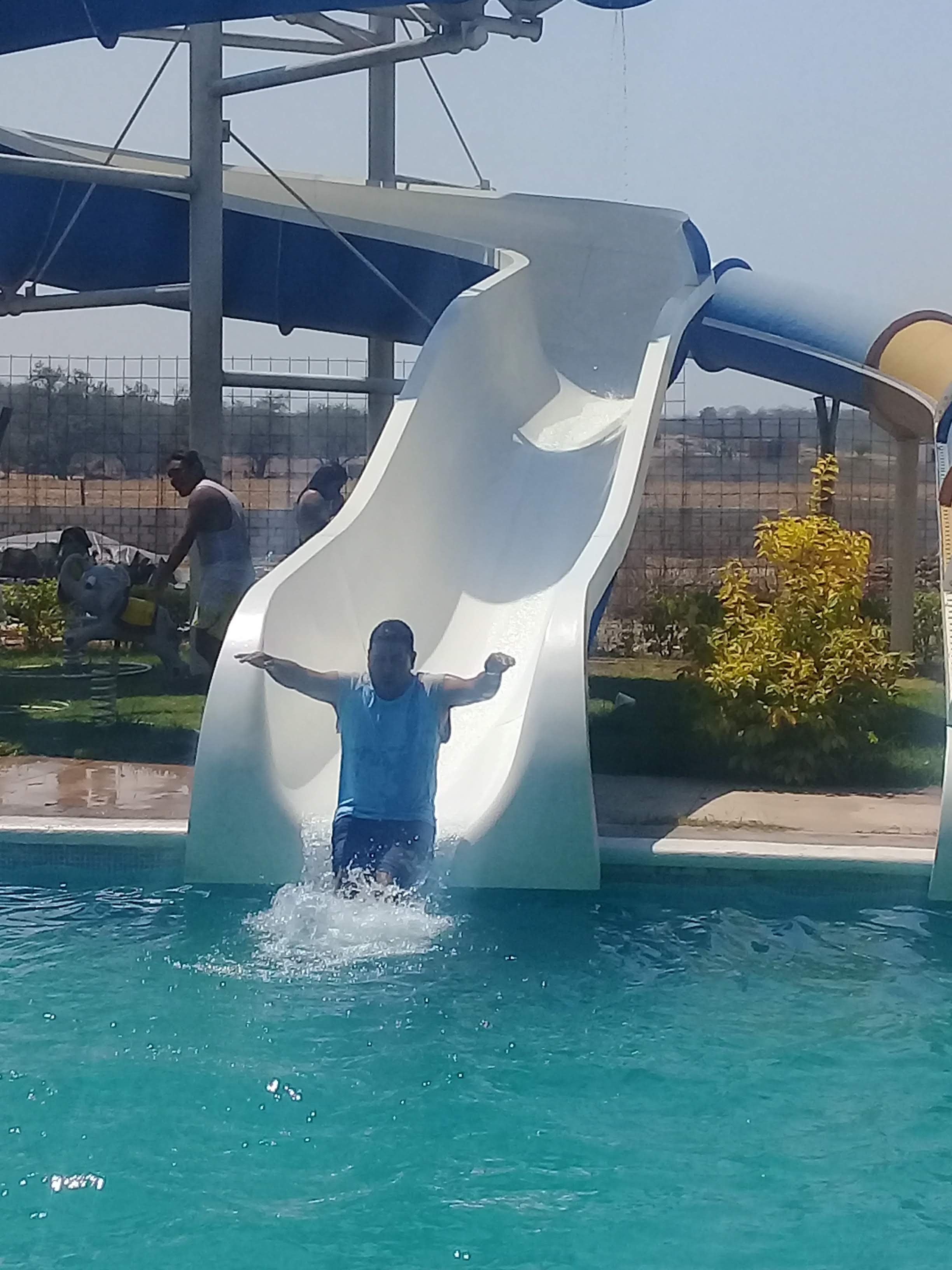 Balneario El Paraíso Y Fonda Margarita image 1