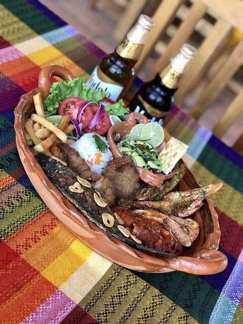 los ahuehuetes restaurante image 6