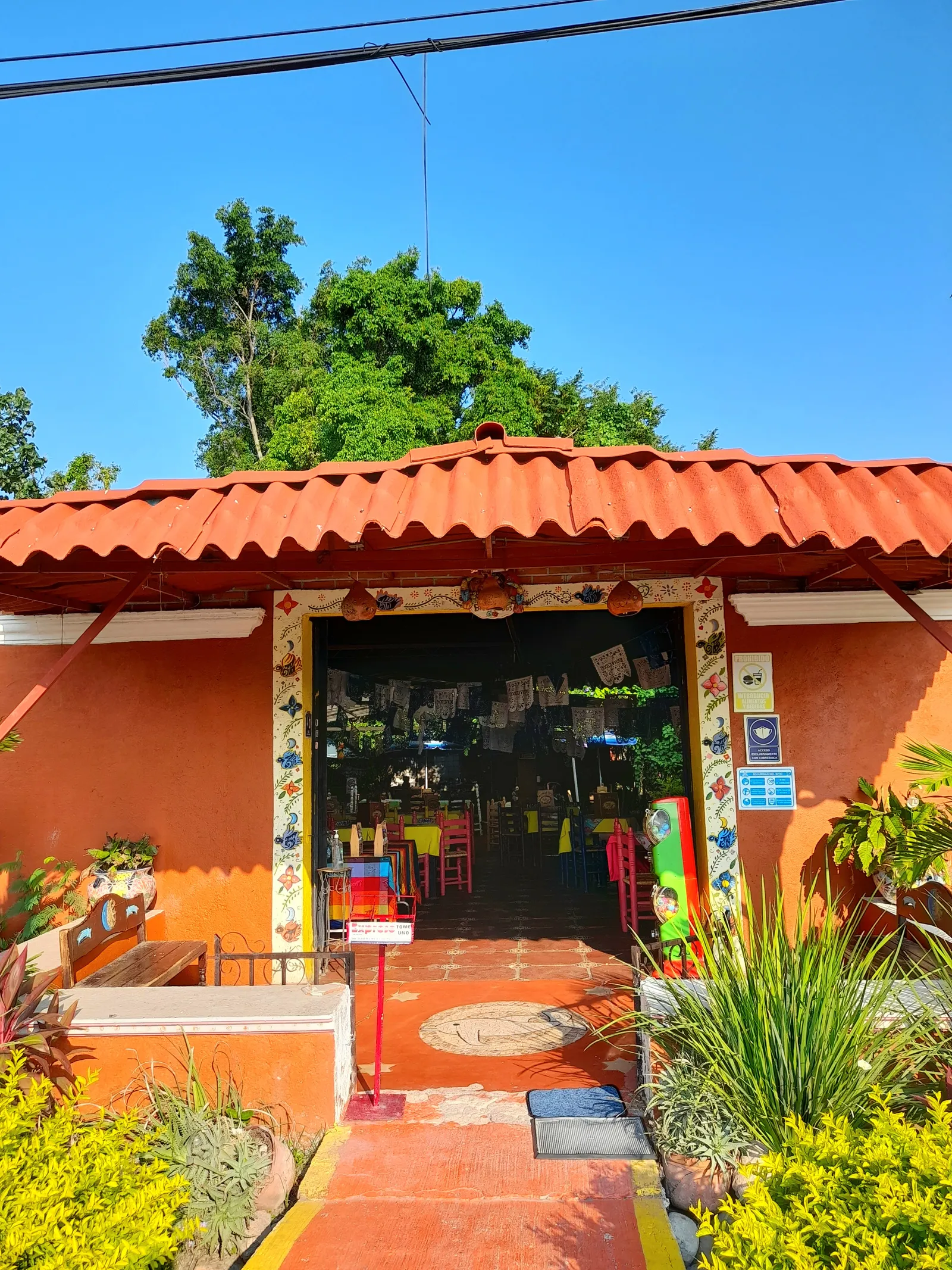 RESTAURANTE FERNANDA Y MARIANA image 4