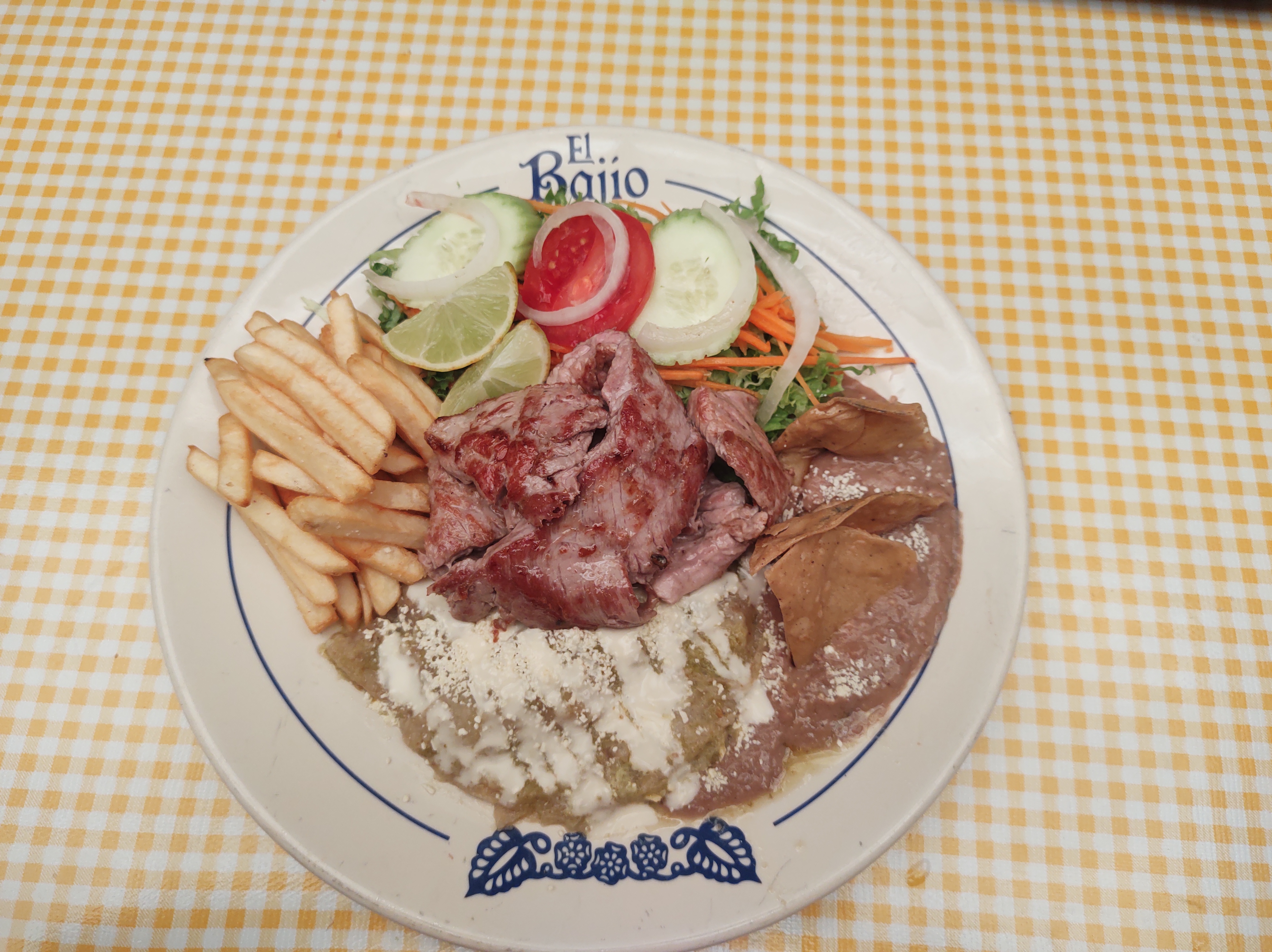 RESTAURANT Y MARISQUERIA "LA PERLA" image 2